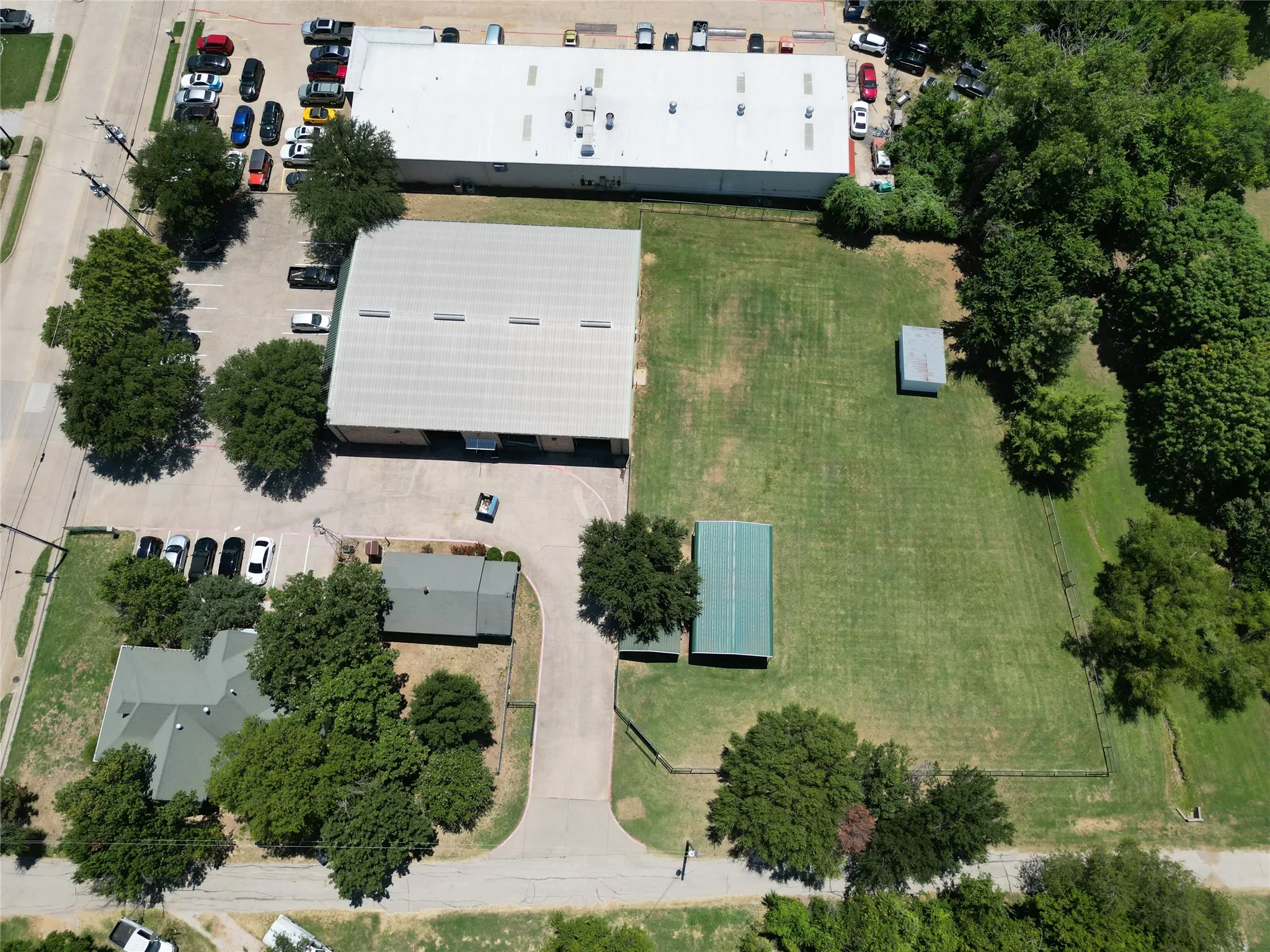 Industrial For Sale in Denton County , 729 N Cowan Avenue, Lewisville, Texas 75057, 0, 0, Garage spaces, 0 Sqft, built in 2002, mls#21345985, Real Estate Agent in Lewisville, Homes For Sale in Denton county, Homes For Sale in Lewisville, Realtor in Lewisville Texas, Real Estate Brokerage Independent Realty Texas, Luminita Cordes Realtor