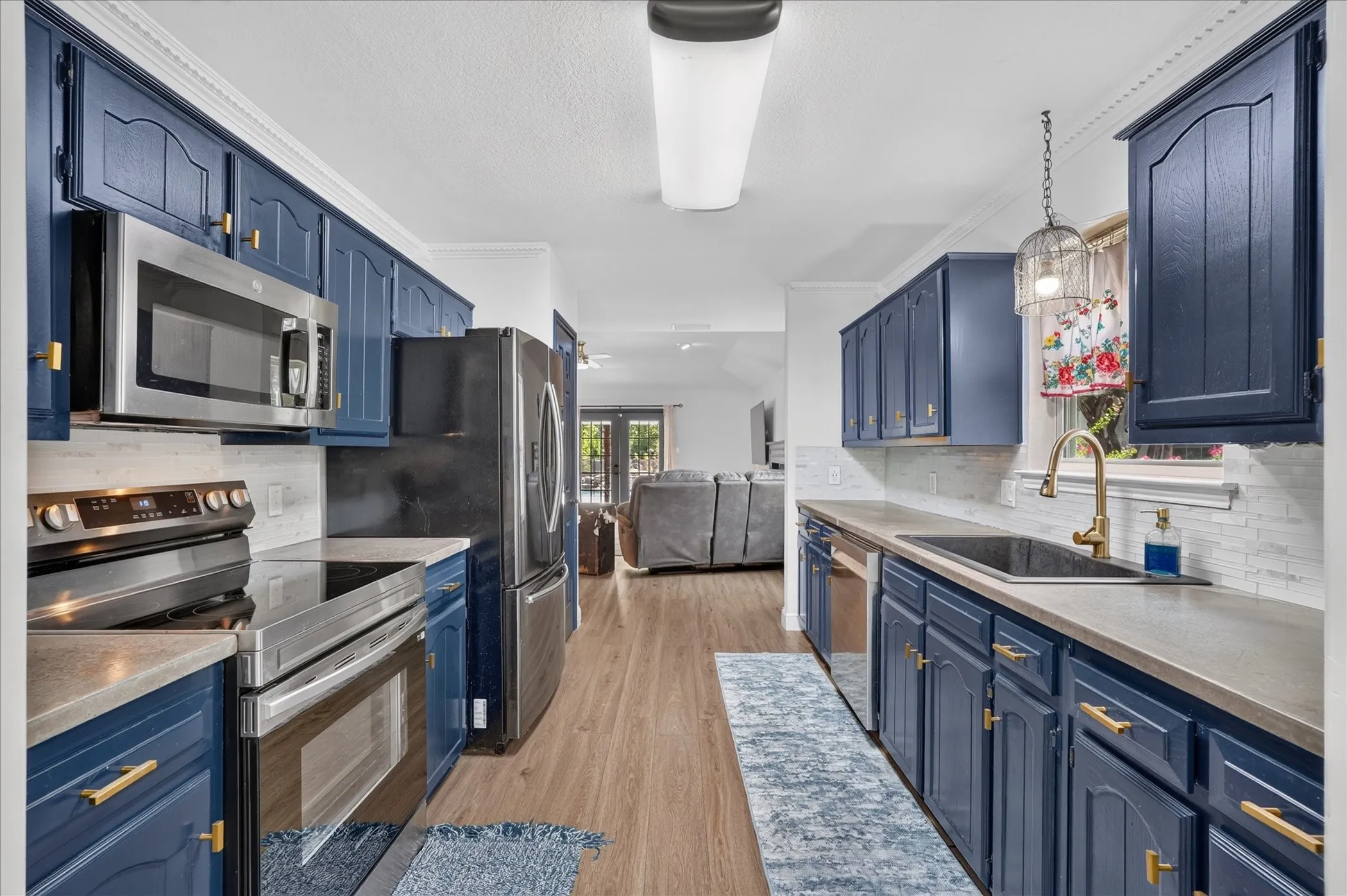 Single Family Residence For Sale in Collin County , 1425 Pioneer Drive, Lowry Crossing, Texas 75069, 2 Bedroom, 1 Bathroom, 2 Garage spaces, 1,400 Sqft, built in 1983, mls#21346172, Real Estate Agent in Lowry Crossing, Homes For Sale in Collin county, Homes For Sale in Lowry Crossing, Realtor in Lowry Crossing Texas, Real Estate Brokerage Independent Realty Texas, Luminita Cordes Realtor