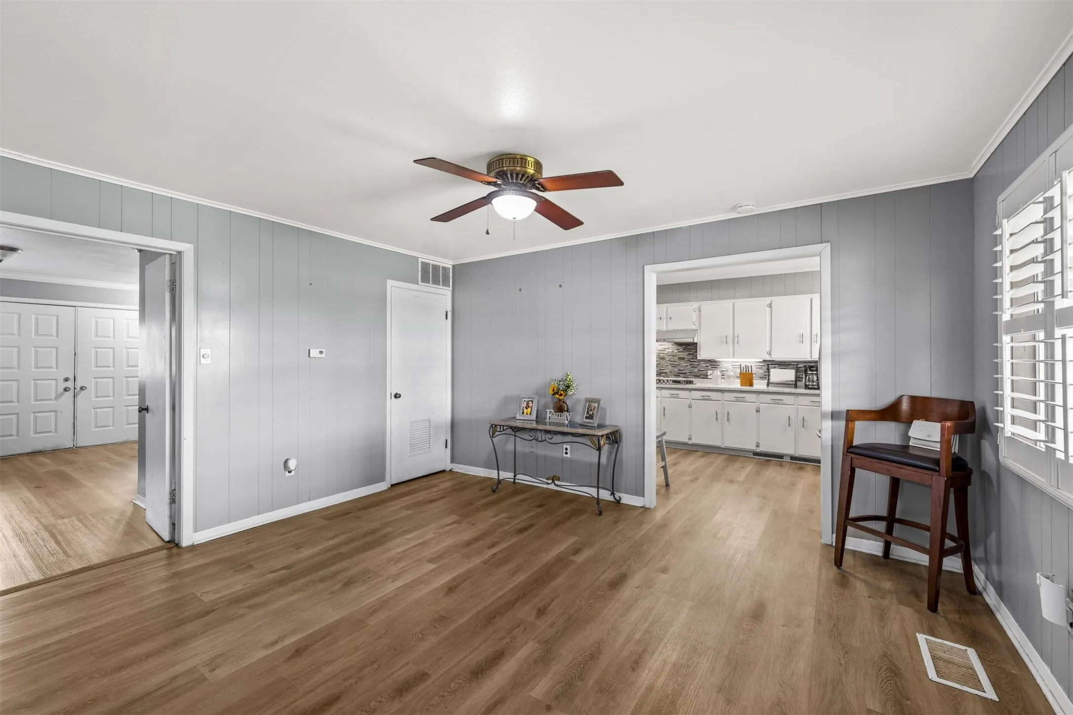 Single Family Residence For Sale in Falls County , 1201 Rock Dam Road, Marlin, Texas 76661, 3 Bedroom, 3 Bathroom, 2 Garage spaces, 2,656 Sqft, built in 1960, mls#21345393, Real Estate Agent in Marlin, Homes For Sale in Falls county, Homes For Sale in Marlin, Realtor in Marlin Texas, Real Estate Brokerage Independent Realty Texas, Luminita Cordes Realtor