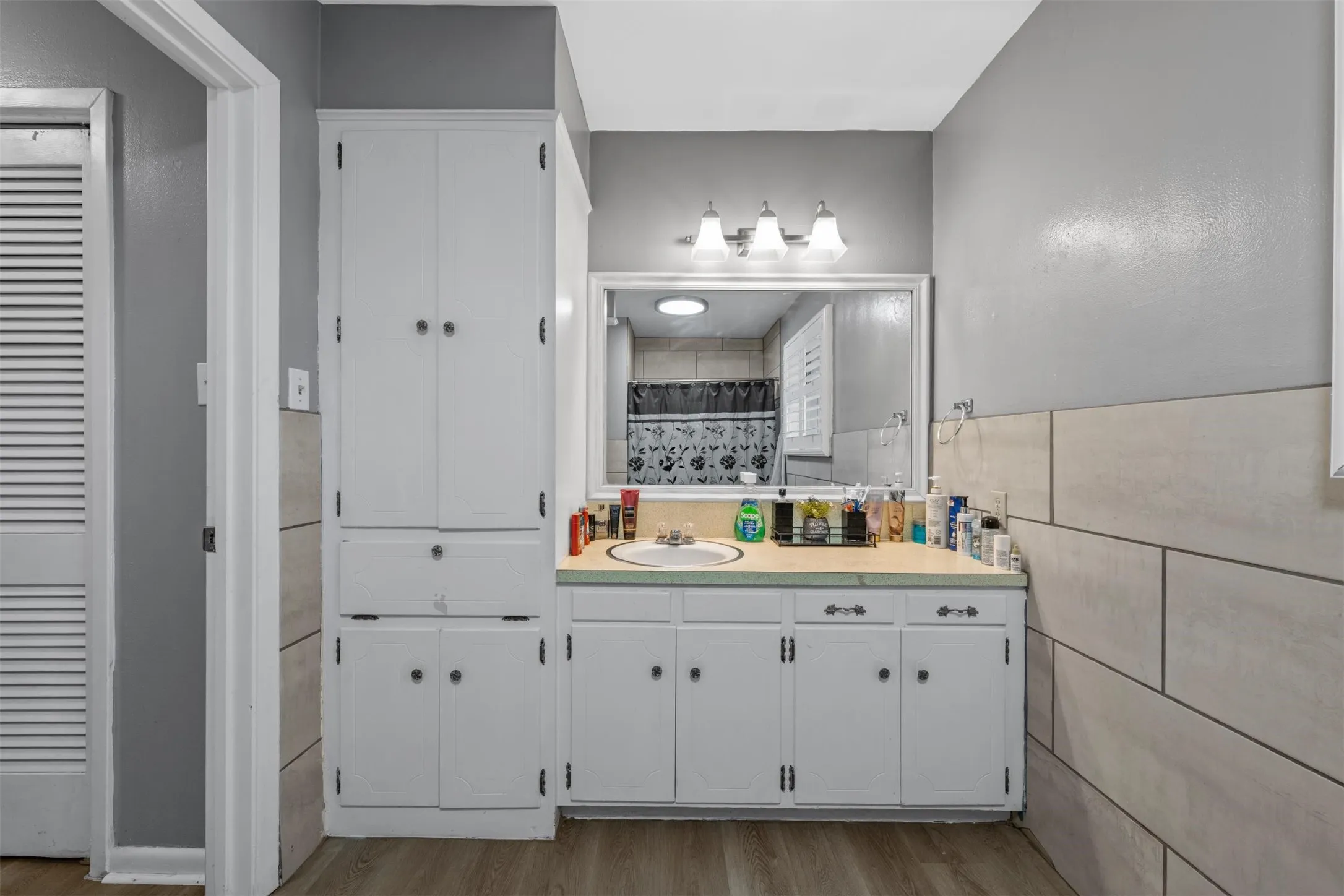 Single Family Residence For Sale in Falls County , 1201 Rock Dam Road, Marlin, Texas 76661, 3 Bedroom, 3 Bathroom, 2 Garage spaces, 2,656 Sqft, built in 1960, mls#21345393, Real Estate Agent in Marlin, Homes For Sale in Falls county, Homes For Sale in Marlin, Realtor in Marlin Texas, Real Estate Brokerage Independent Realty Texas, Luminita Cordes Realtor