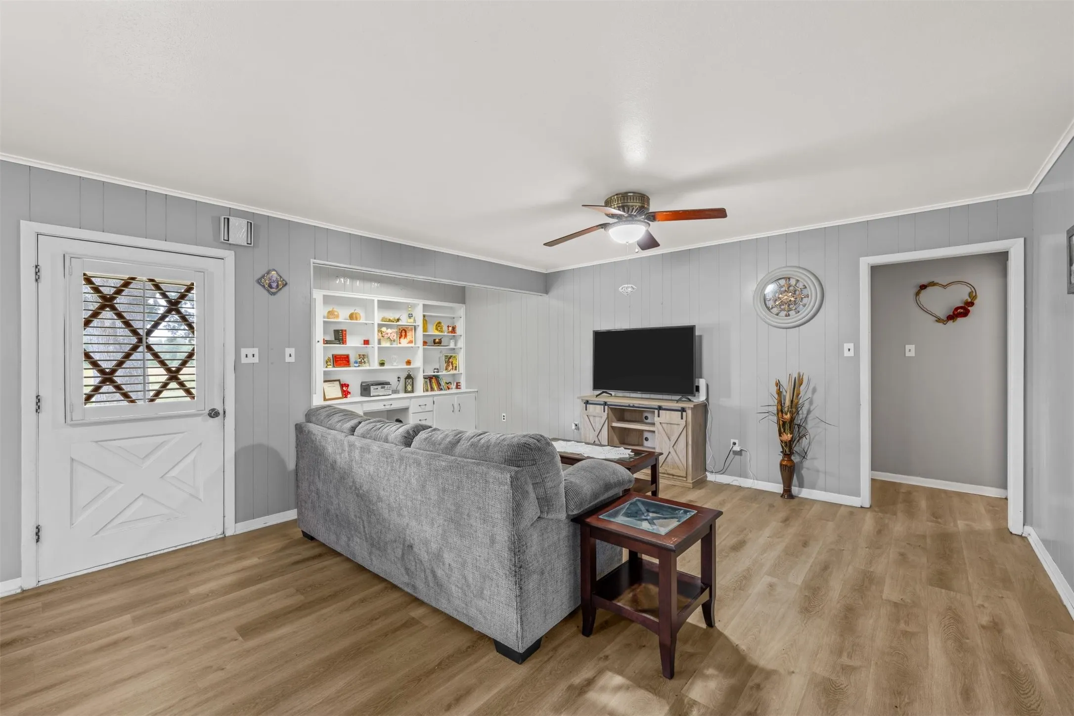 Single Family Residence For Sale in Falls County , 1201 Rock Dam Road, Marlin, Texas 76661, 3 Bedroom, 3 Bathroom, 2 Garage spaces, 2,656 Sqft, built in 1960, mls#21345393, Real Estate Agent in Marlin, Homes For Sale in Falls county, Homes For Sale in Marlin, Realtor in Marlin Texas, Real Estate Brokerage Independent Realty Texas, Luminita Cordes Realtor