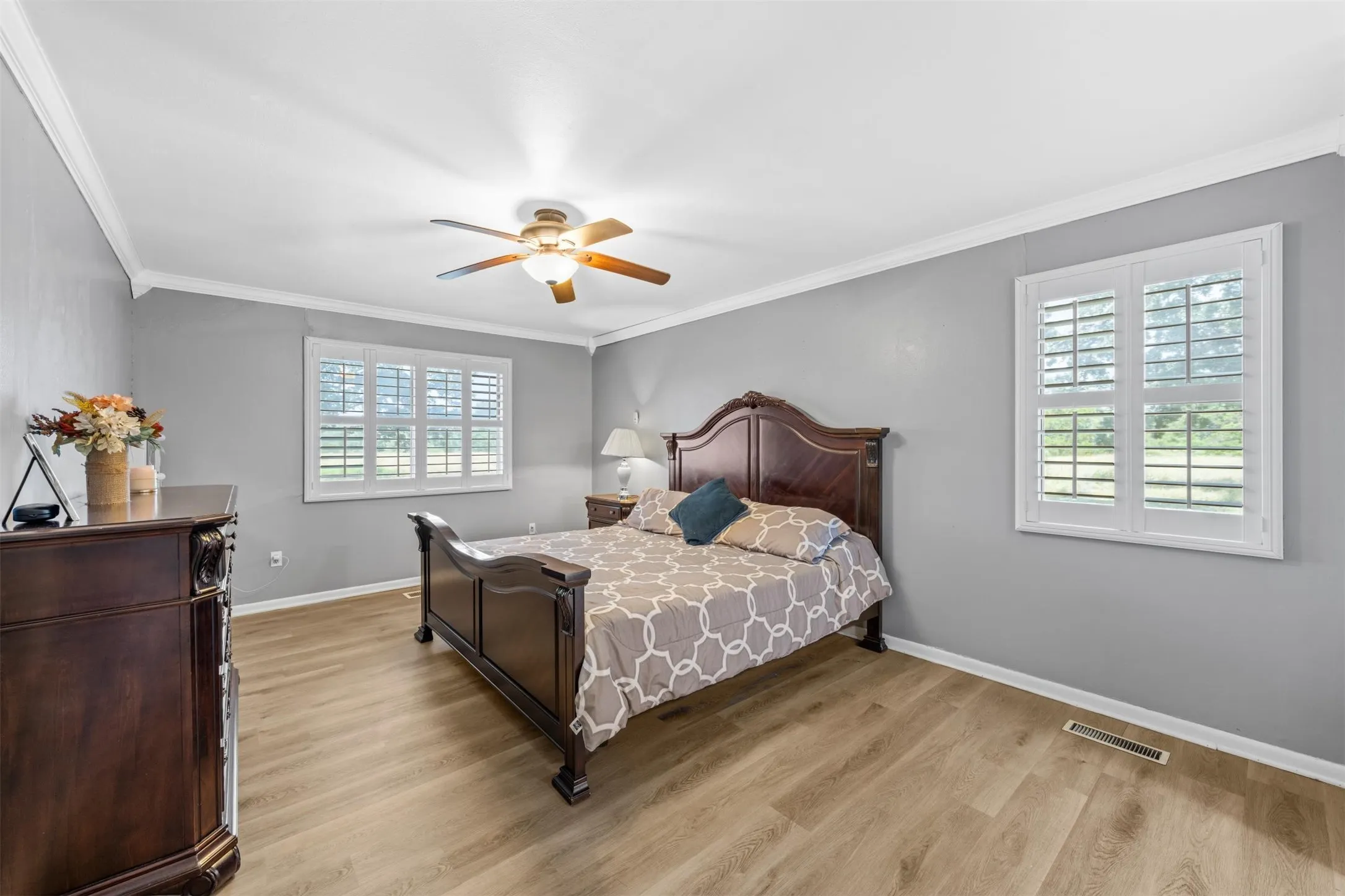 Single Family Residence For Sale in Falls County , 1201 Rock Dam Road, Marlin, Texas 76661, 3 Bedroom, 3 Bathroom, 2 Garage spaces, 2,656 Sqft, built in 1960, mls#21345393, Real Estate Agent in Marlin, Homes For Sale in Falls county, Homes For Sale in Marlin, Realtor in Marlin Texas, Real Estate Brokerage Independent Realty Texas, Luminita Cordes Realtor