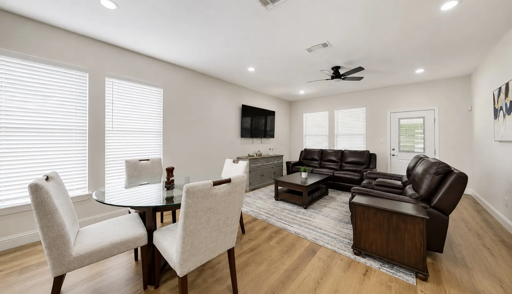 Single Family Residence For Sale in Tarrant County , 900 Marcellus Court, Arlington, Texas 76011, 4 Bedroom, 2 Bathroom, 2 Garage spaces, 1,711 Sqft, built in 2024, Price $550,000, mls#21339840, Real Estate Agent in Arlington, Homes For Sale in Tarrant county, Homes For Sale in Arlington, Realtor in Arlington Texas, Real Estate Brokerage Independent Realty Texas, Luminita Cordes Realtor