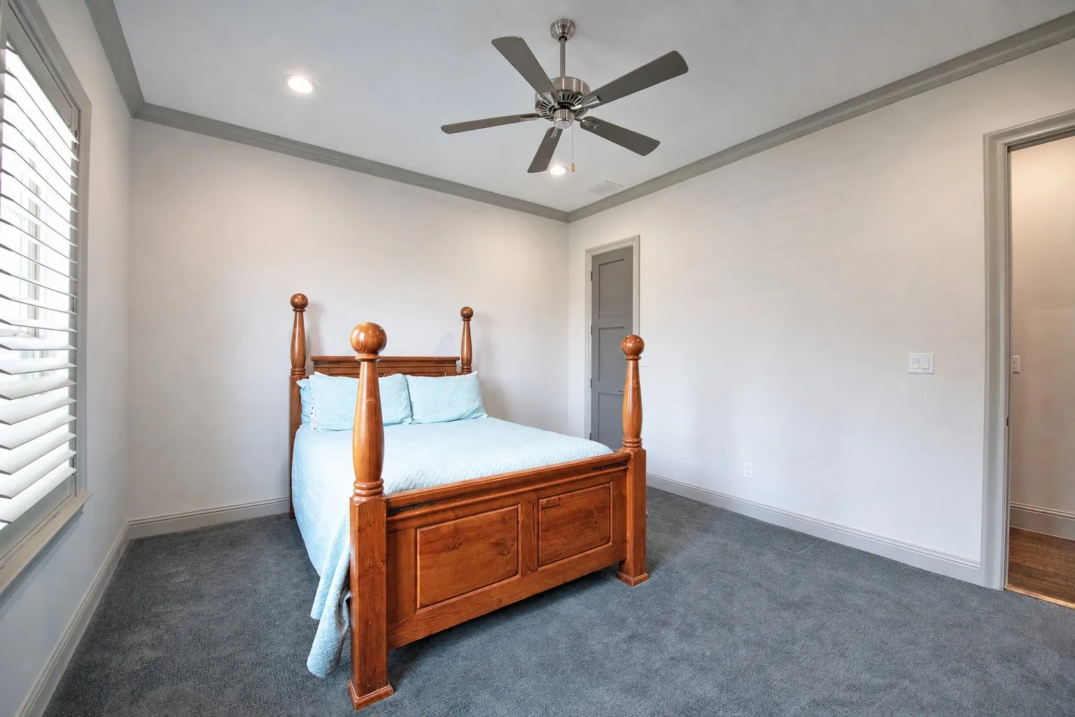 Single Family Residence For Sale in Rockwall County , 306 Renaissance Lane, Heath, Texas 75032, 4 Bedroom, 5 Bathroom, 4 Garage spaces, 5,151 Sqft, built in 2018, mls#21346154, Real Estate Agent in Heath, Homes For Sale in Rockwall county, Homes For Sale in Heath, Realtor in Heath Texas, Real Estate Brokerage Independent Realty Texas, Luminita Cordes Realtor