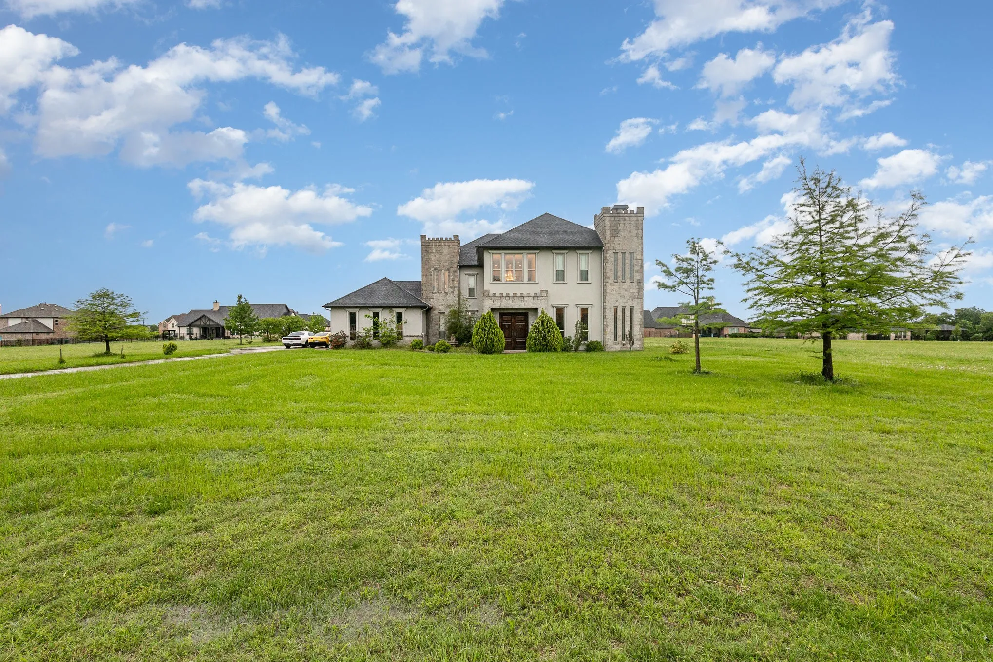 Single Family Residence For Sale in Collin County , 4455 Lake Breeze Drive, Mc Kinney, Texas 75071, 4 Bedroom, 3 Bathroom, 3 Garage spaces, 4,372 Sqft, built in 2014, mls#21305230, Real Estate Agent in Mc Kinney, Homes For Sale in Collin county, Homes For Sale in Mc Kinney, Realtor in Mc Kinney Texas, Real Estate Brokerage Independent Realty Texas, Luminita Cordes Realtor