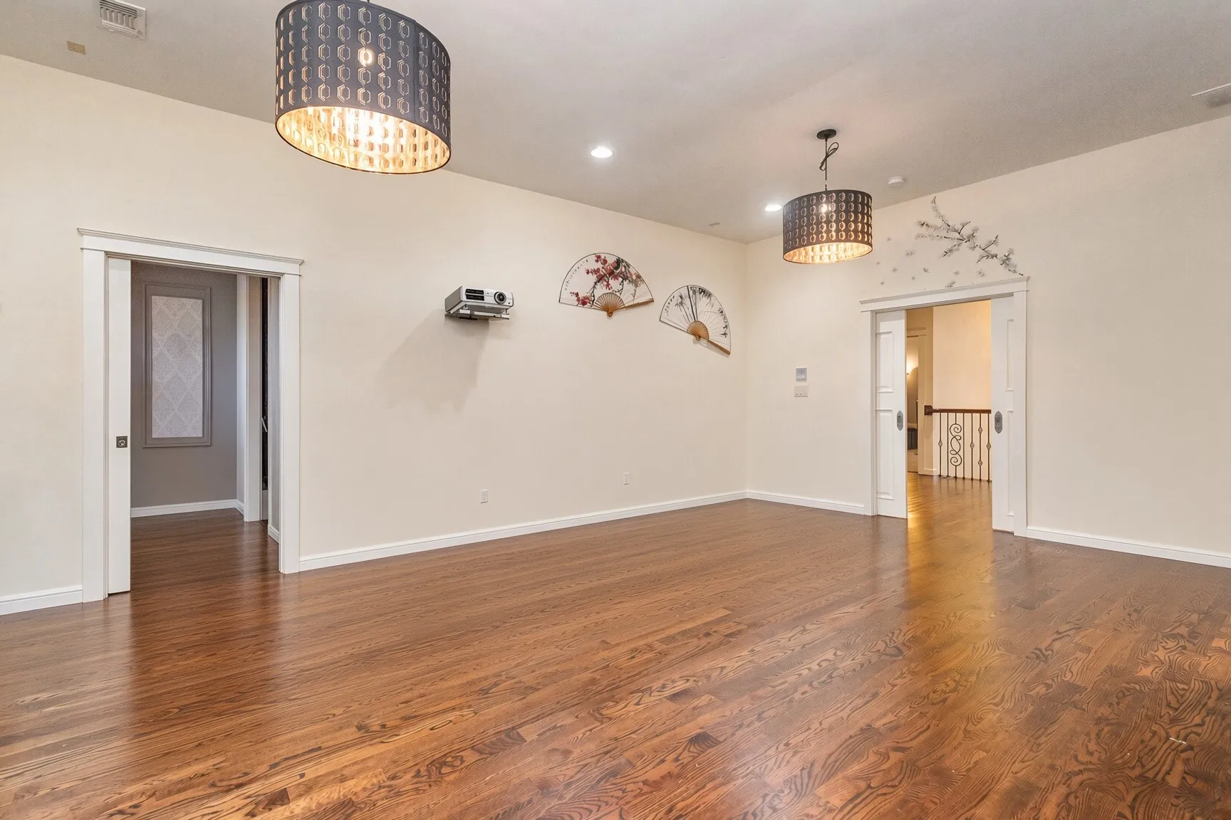 Single Family Residence For Sale in Collin County , 4455 Lake Breeze Drive, Mc Kinney, Texas 75071, 4 Bedroom, 3 Bathroom, 3 Garage spaces, 4,372 Sqft, built in 2014, mls#21305230, Real Estate Agent in Mc Kinney, Homes For Sale in Collin county, Homes For Sale in Mc Kinney, Realtor in Mc Kinney Texas, Real Estate Brokerage Independent Realty Texas, Luminita Cordes Realtor