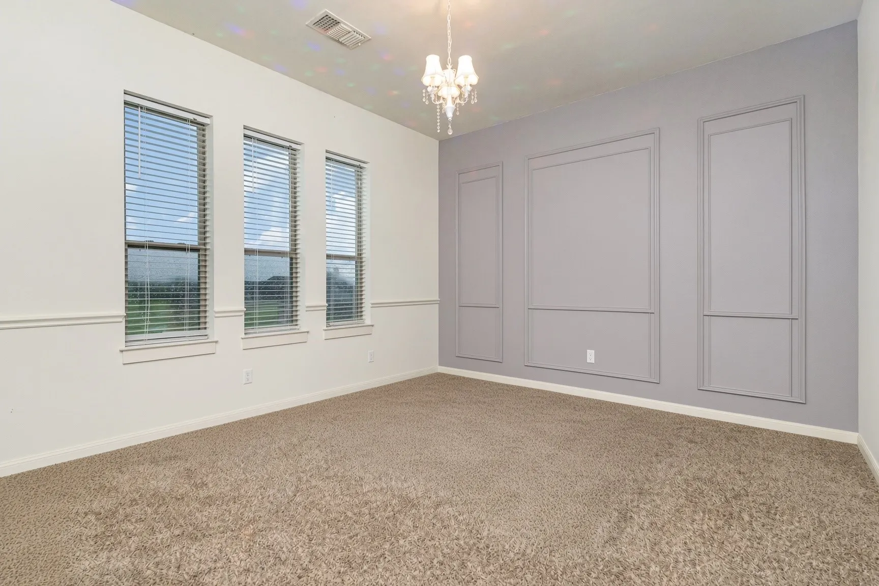 Single Family Residence For Sale in Collin County , 4455 Lake Breeze Drive, Mc Kinney, Texas 75071, 4 Bedroom, 3 Bathroom, 3 Garage spaces, 4,372 Sqft, built in 2014, mls#21305230, Real Estate Agent in Mc Kinney, Homes For Sale in Collin county, Homes For Sale in Mc Kinney, Realtor in Mc Kinney Texas, Real Estate Brokerage Independent Realty Texas, Luminita Cordes Realtor