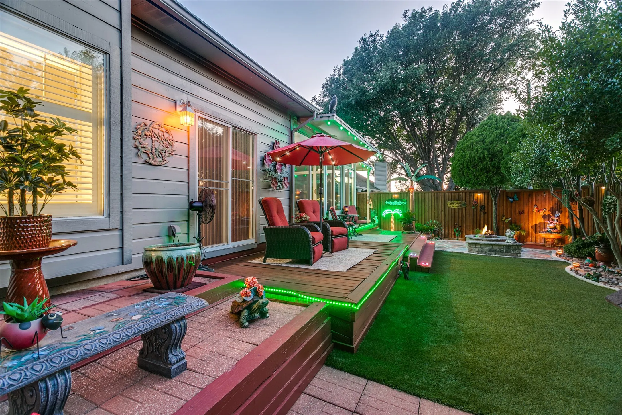 Single Family Residence For Sale in Denton County , 521 Millican Drive, Lewisville, Texas 75057, 3 Bedroom, 2 Bathroom, 2 Garage spaces, 1,750 Sqft, built in 1986, mls#21343546, Real Estate Agent in Lewisville, Homes For Sale in Denton county, Homes For Sale in Lewisville, Realtor in Lewisville Texas, Real Estate Brokerage Independent Realty Texas, Luminita Cordes Realtor
