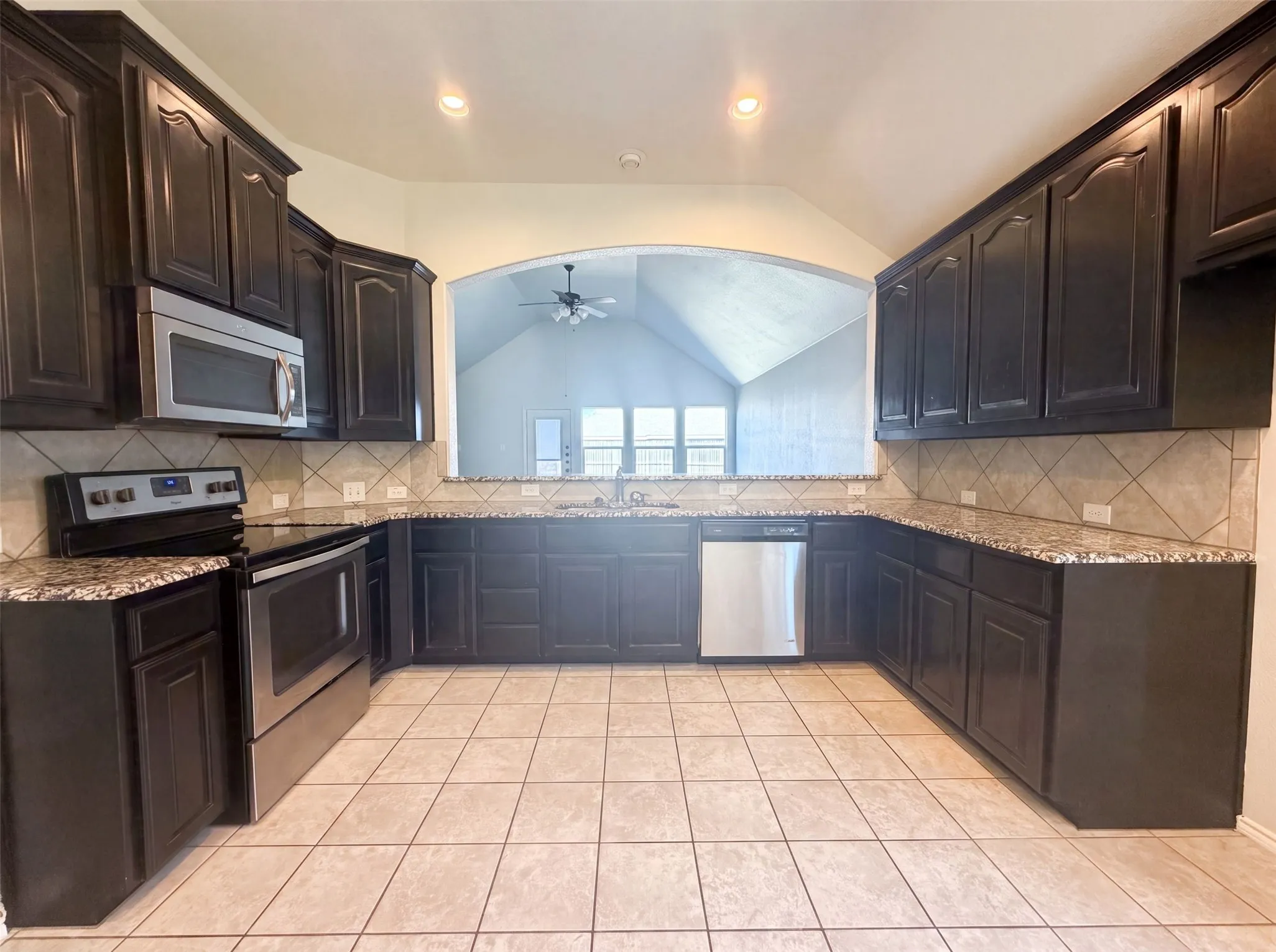 Single Family Residence For Sale in Tarrant County , 11920 Hassop Lane, Burleson, Texas 76028, 4 Bedroom, 2 Bathroom, 2 Garage spaces, 2,058 Sqft, built in 2016, mls#21346193, Real Estate Agent in Burleson, Homes For Sale in Tarrant county, Homes For Sale in Burleson, Realtor in Burleson Texas, Real Estate Brokerage Independent Realty Texas, Luminita Cordes Realtor