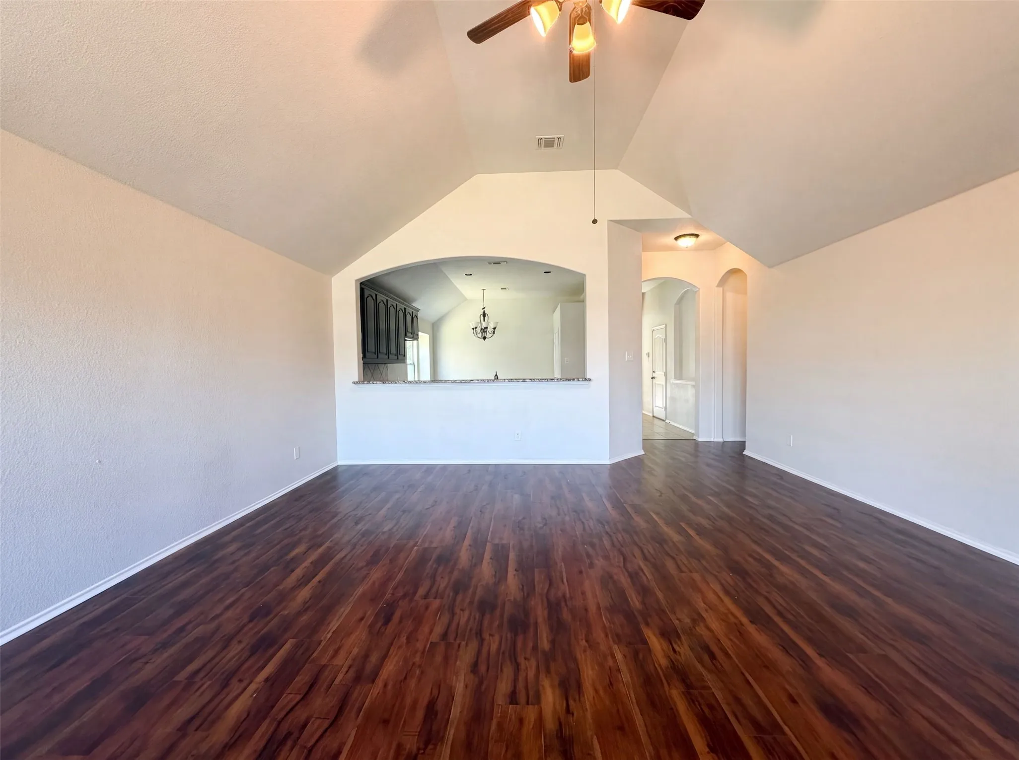 Single Family Residence For Sale in Tarrant County , 11920 Hassop Lane, Burleson, Texas 76028, 4 Bedroom, 2 Bathroom, 2 Garage spaces, 2,058 Sqft, built in 2016, mls#21346193, Real Estate Agent in Burleson, Homes For Sale in Tarrant county, Homes For Sale in Burleson, Realtor in Burleson Texas, Real Estate Brokerage Independent Realty Texas, Luminita Cordes Realtor