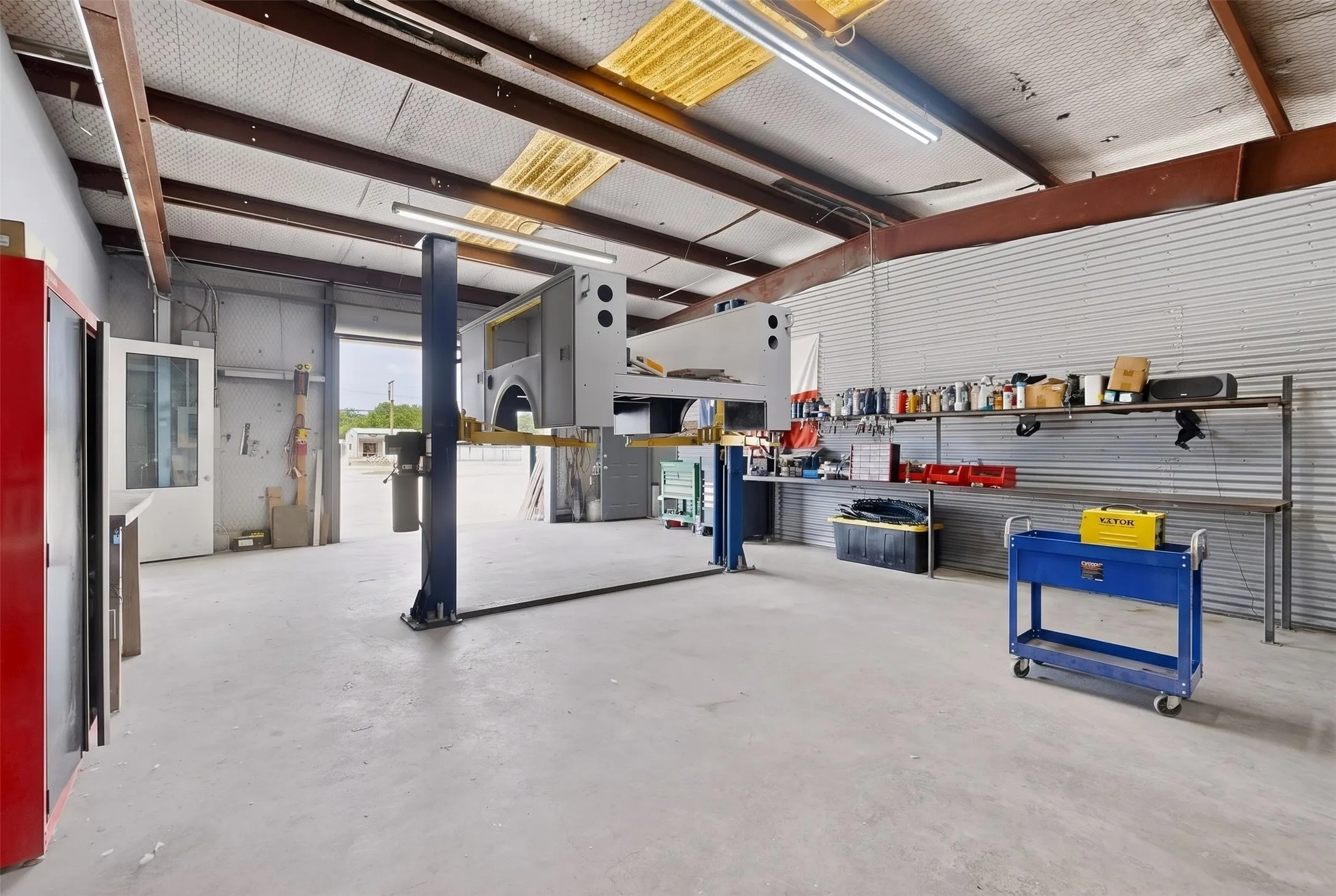 Business For Sale in Kaufman County , 1118 E Moore Avenue, Terrell, Texas 75160, 0, 0, Garage spaces, 0 Sqft, built in 1985, Price $795,000, mls#21311879, Real Estate Agent in Terrell, Homes For Sale in Kaufman county, Homes For Sale in Terrell, Realtor in Terrell Texas, Real Estate Brokerage Independent Realty Texas, Luminita Cordes Realtor