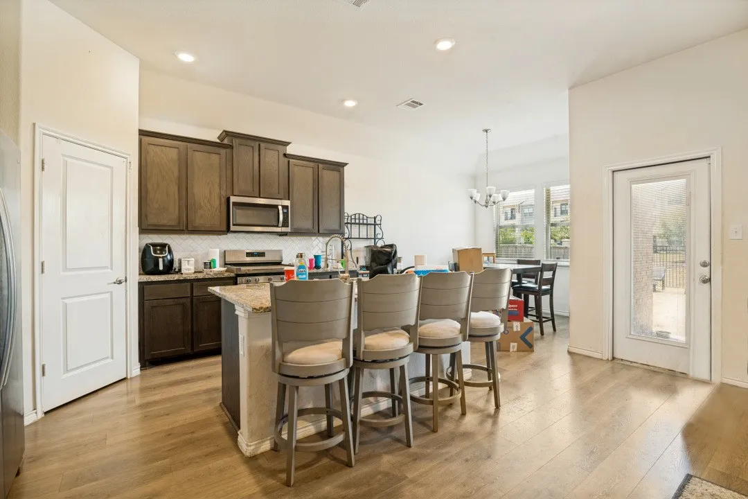 Single Family Residence For Sale in Collin County , 400 Cowboy Way, Anna, Texas 75409, 3 Bedroom, 2 Bathroom, 2 Garage spaces, 1,629 Sqft, built in 2020, mls#21342953, Real Estate Agent in Anna, Homes For Sale in Collin county, Homes For Sale in Anna, Realtor in Anna Texas, Real Estate Brokerage Independent Realty Texas, Luminita Cordes Realtor