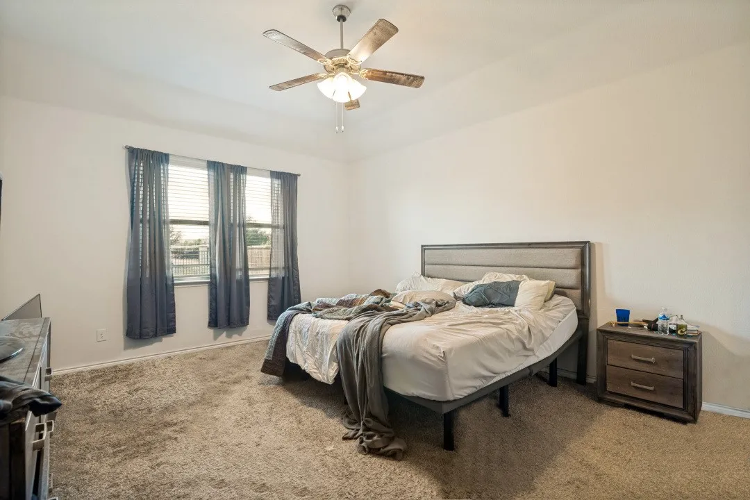 Single Family Residence For Sale in Collin County , 400 Cowboy Way, Anna, Texas 75409, 3 Bedroom, 2 Bathroom, 2 Garage spaces, 1,629 Sqft, built in 2020, mls#21342953, Real Estate Agent in Anna, Homes For Sale in Collin county, Homes For Sale in Anna, Realtor in Anna Texas, Real Estate Brokerage Independent Realty Texas, Luminita Cordes Realtor