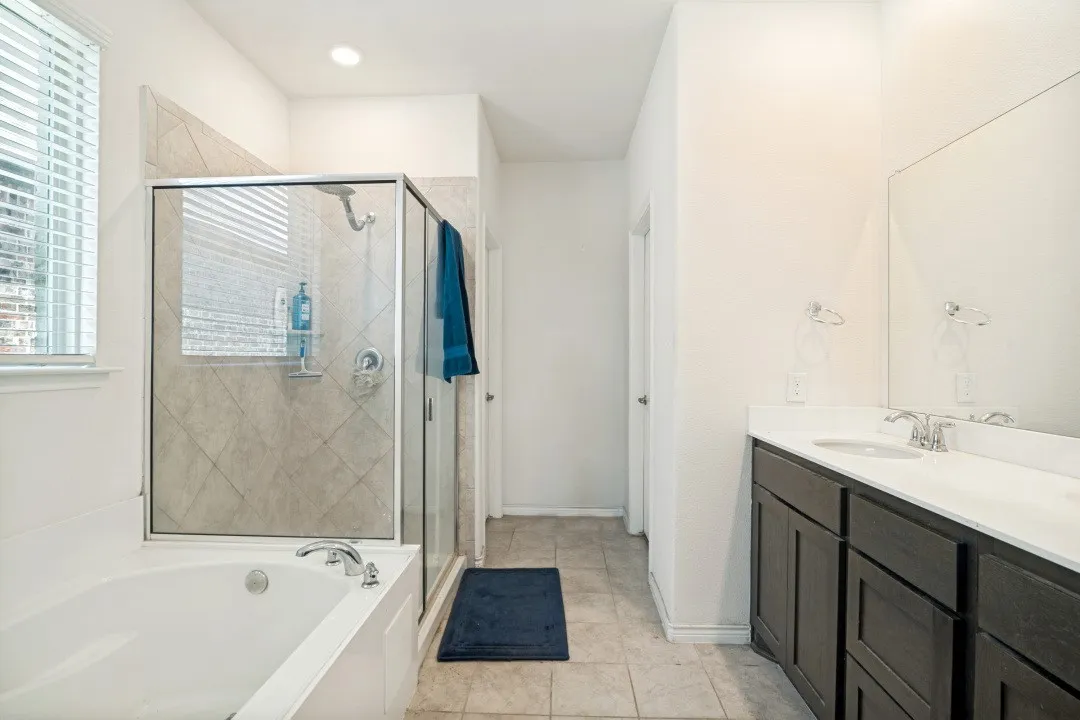 Single Family Residence For Sale in Collin County , 400 Cowboy Way, Anna, Texas 75409, 3 Bedroom, 2 Bathroom, 2 Garage spaces, 1,629 Sqft, built in 2020, mls#21342953, Real Estate Agent in Anna, Homes For Sale in Collin county, Homes For Sale in Anna, Realtor in Anna Texas, Real Estate Brokerage Independent Realty Texas, Luminita Cordes Realtor