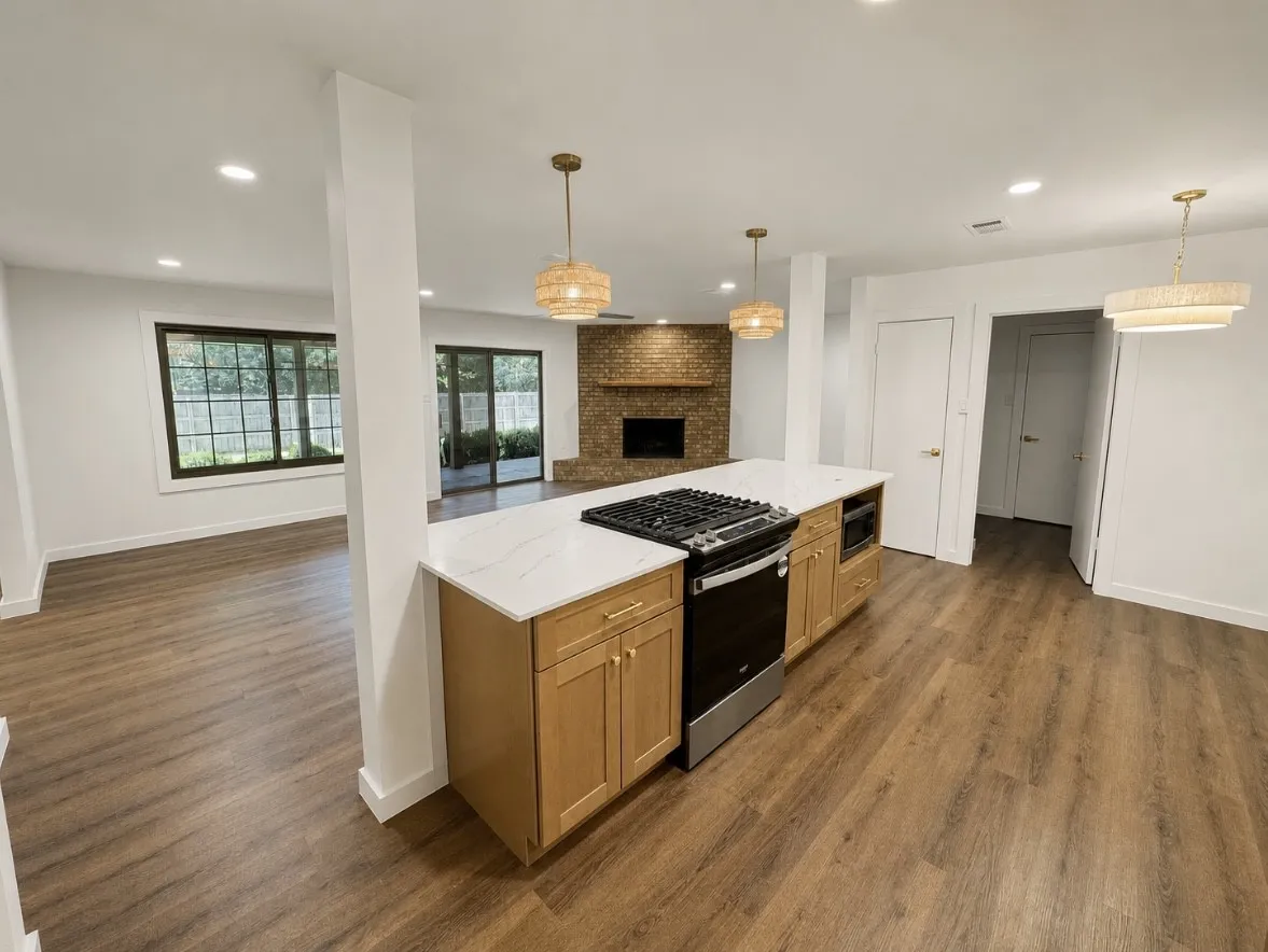 Single Family Residence For Sale in Denton County , 705 Magnolia Street, Denton, Texas 76201, 4 Bedroom, 3 Bathroom, 2 Garage spaces, 2,240 Sqft, built in 1976, mls#21341867, Real Estate Agent in Denton, Homes For Sale in Denton county, Homes For Sale in Denton, Realtor in Denton Texas, Real Estate Brokerage Independent Realty Texas, Luminita Cordes Realtor