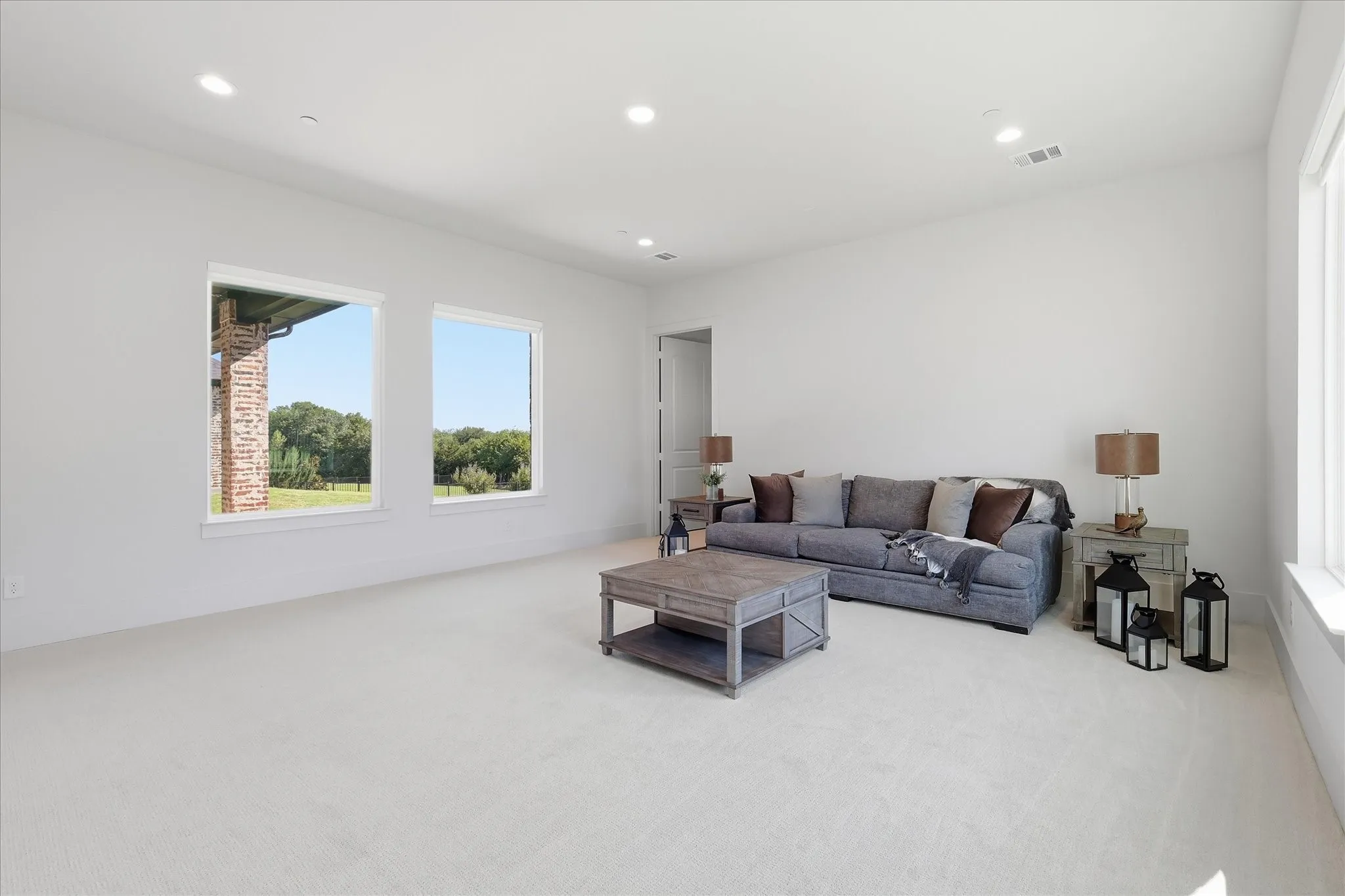 Beautiful picture windows on both sides let in great natural light