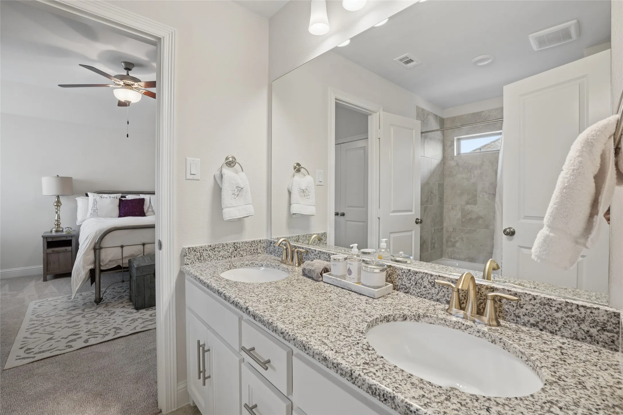 Single Family Residence For Sale in Collin County , 771 Dover Drive, Prosper, Texas 75078, 4 Bedroom, 5 Bathroom, 3 Garage spaces, 3,382 Sqft, built in 2018, mls#21345279, Real Estate Agent in Prosper, Homes For Sale in Collin county, Homes For Sale in Prosper, Realtor in Prosper Texas, Real Estate Brokerage Independent Realty Texas, Luminita Cordes Realtor