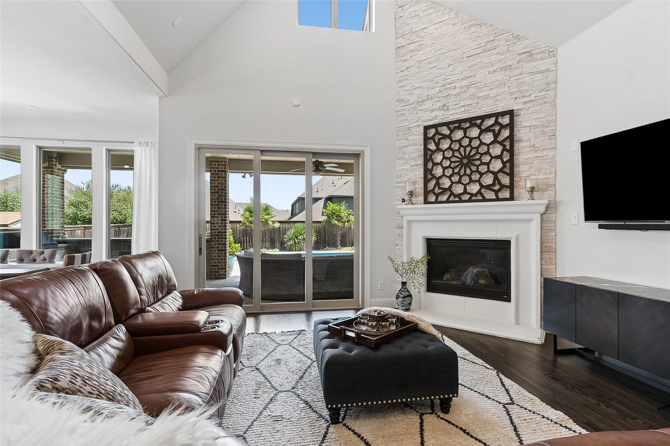 Single Family Residence For Sale in Collin County , 771 Dover Drive, Prosper, Texas 75078, 4 Bedroom, 5 Bathroom, 3 Garage spaces, 3,382 Sqft, built in 2018, mls#21345279, Real Estate Agent in Prosper, Homes For Sale in Collin county, Homes For Sale in Prosper, Realtor in Prosper Texas, Real Estate Brokerage Independent Realty Texas, Luminita Cordes Realtor