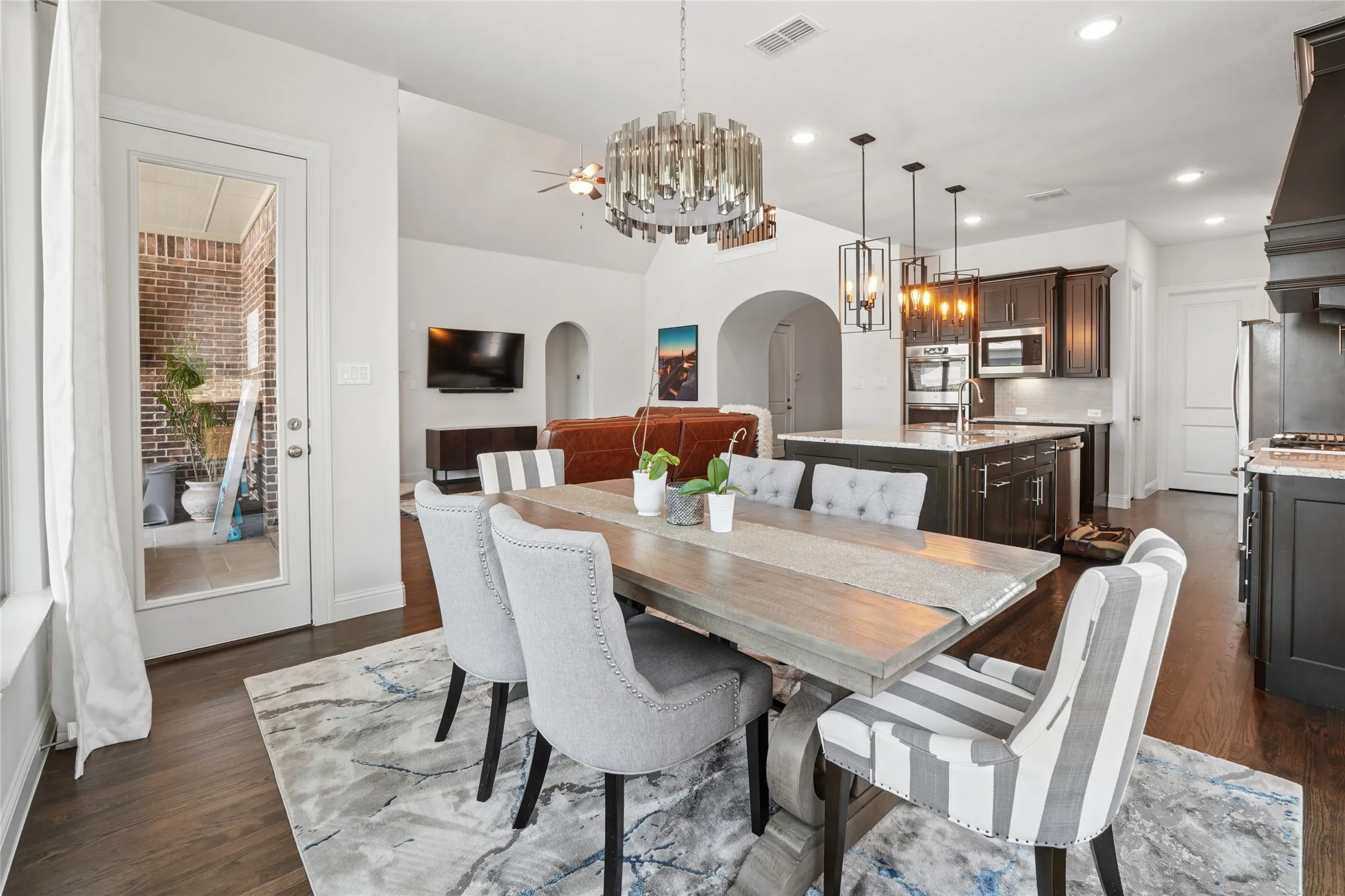 Single Family Residence For Sale in Collin County , 771 Dover Drive, Prosper, Texas 75078, 4 Bedroom, 5 Bathroom, 3 Garage spaces, 3,382 Sqft, built in 2018, mls#21345279, Real Estate Agent in Prosper, Homes For Sale in Collin county, Homes For Sale in Prosper, Realtor in Prosper Texas, Real Estate Brokerage Independent Realty Texas, Luminita Cordes Realtor