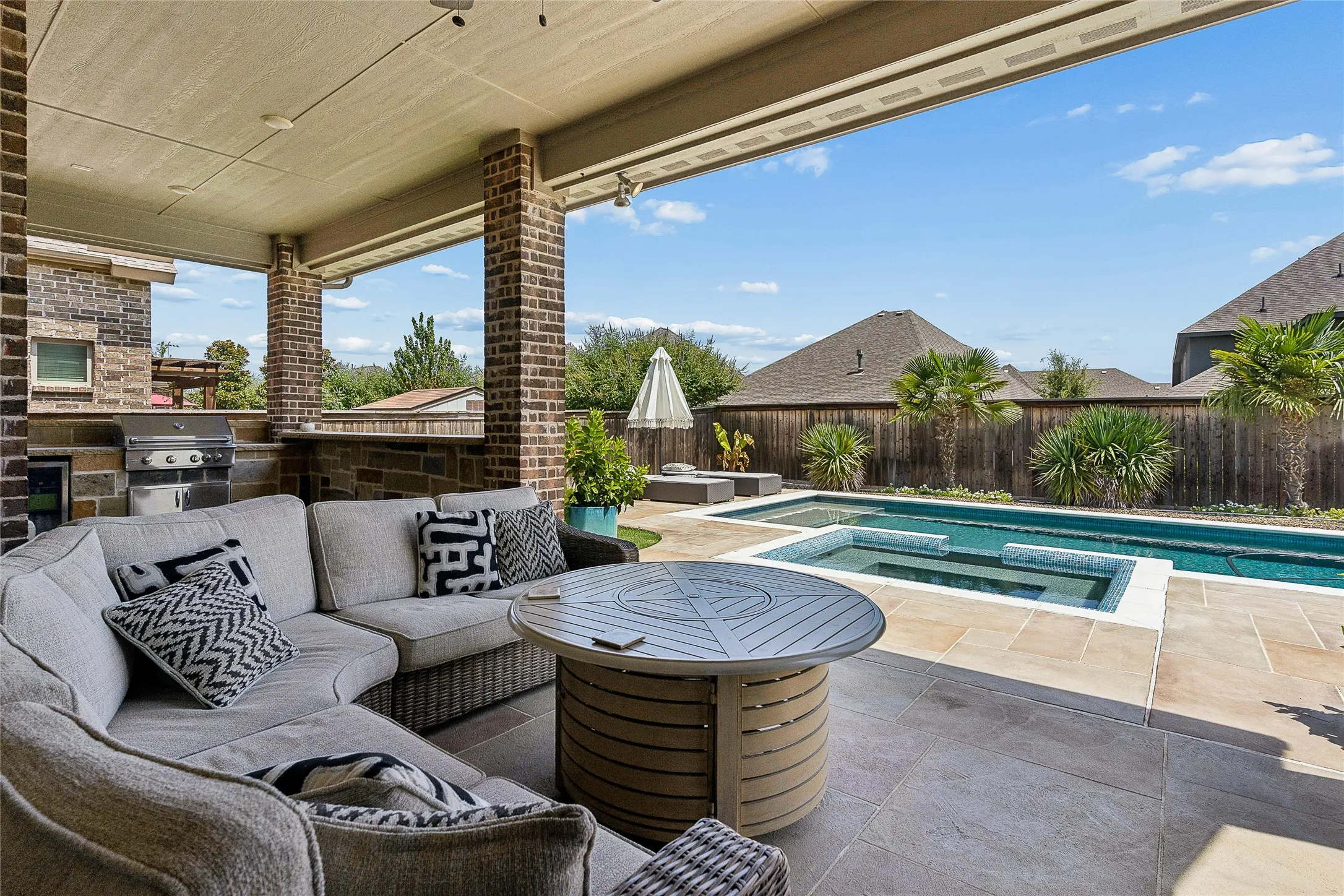 Single Family Residence For Sale in Collin County , 771 Dover Drive, Prosper, Texas 75078, 4 Bedroom, 5 Bathroom, 3 Garage spaces, 3,382 Sqft, built in 2018, mls#21345279, Real Estate Agent in Prosper, Homes For Sale in Collin county, Homes For Sale in Prosper, Realtor in Prosper Texas, Real Estate Brokerage Independent Realty Texas, Luminita Cordes Realtor