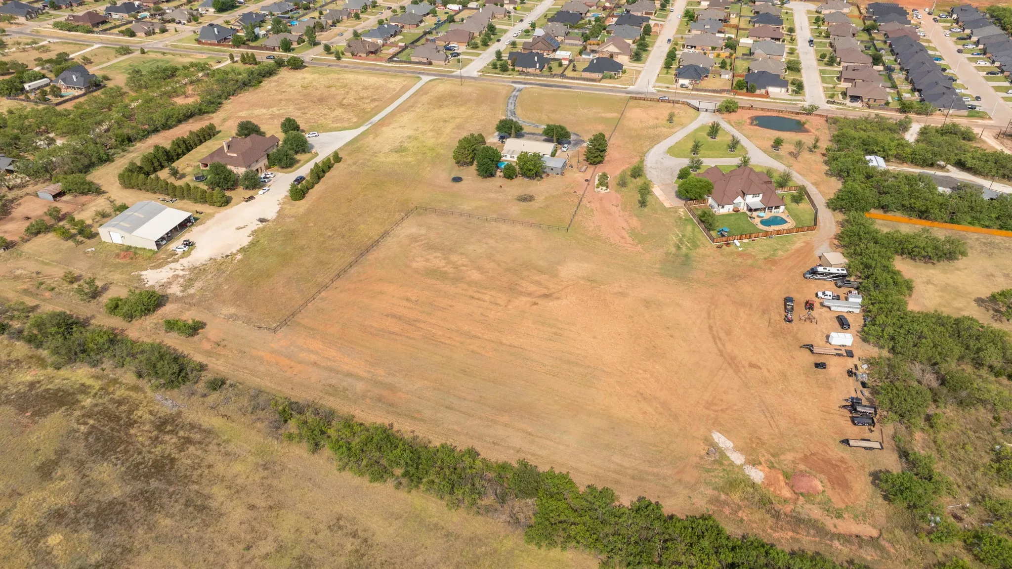 Single Family Residence For Sale in Taylor County , 1126 Iberis Road S, Tuscola, Texas 79562, 5 Bedroom, 4 Bathroom, 3 Garage spaces, 4,701 Sqft, built in 2013, mls#21346221, Real Estate Agent in Tuscola, Homes For Sale in Taylor county, Homes For Sale in Tuscola, Realtor in Tuscola Texas, Real Estate Brokerage Independent Realty Texas, Luminita Cordes Realtor
