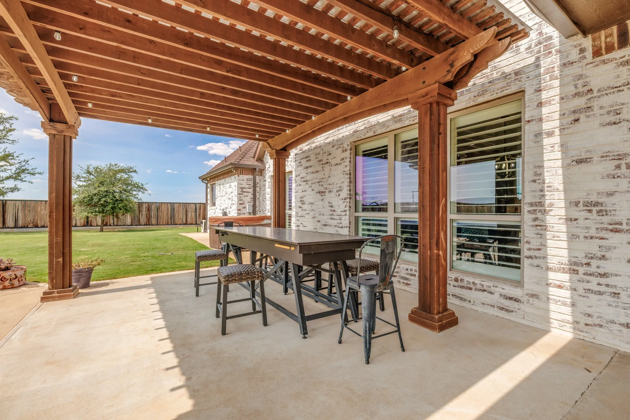 Single Family Residence For Sale in Taylor County , 1126 Iberis Road S, Tuscola, Texas 79562, 5 Bedroom, 4 Bathroom, 3 Garage spaces, 4,701 Sqft, built in 2013, mls#21346221, Real Estate Agent in Tuscola, Homes For Sale in Taylor county, Homes For Sale in Tuscola, Realtor in Tuscola Texas, Real Estate Brokerage Independent Realty Texas, Luminita Cordes Realtor