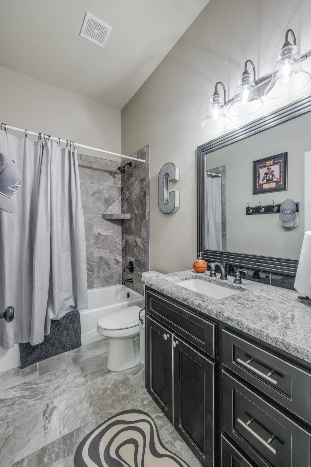 Single Family Residence For Sale in Taylor County , 1126 Iberis Road S, Tuscola, Texas 79562, 5 Bedroom, 4 Bathroom, 3 Garage spaces, 4,701 Sqft, built in 2013, mls#21346221, Real Estate Agent in Tuscola, Homes For Sale in Taylor county, Homes For Sale in Tuscola, Realtor in Tuscola Texas, Real Estate Brokerage Independent Realty Texas, Luminita Cordes Realtor