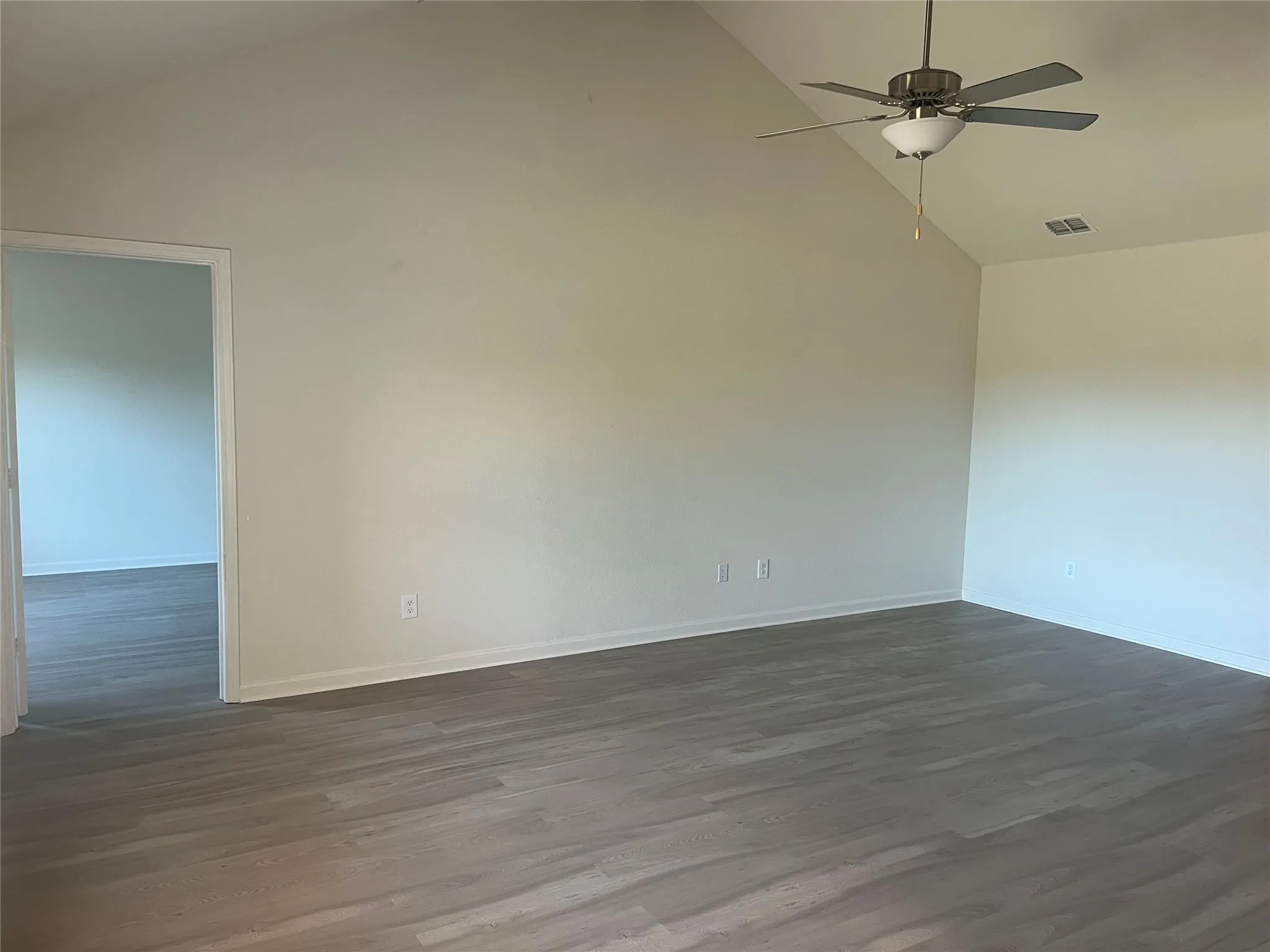 Single Family Residence For Rent in Kaufman County , 3005 Boran Drive, Forney, Texas 75126, 3 Bedroom, 2 Bathroom, 2 Garage spaces, 1,643 Sqft, built in 2021, mls#21346222, Real Estate Agent in Forney, Homes For Rent in Kaufman county, Homes For Rent in Forney, Realtor in Forney Texas, Real Estate Brokerage Independent Realty Texas, Luminita Cordes Realtor