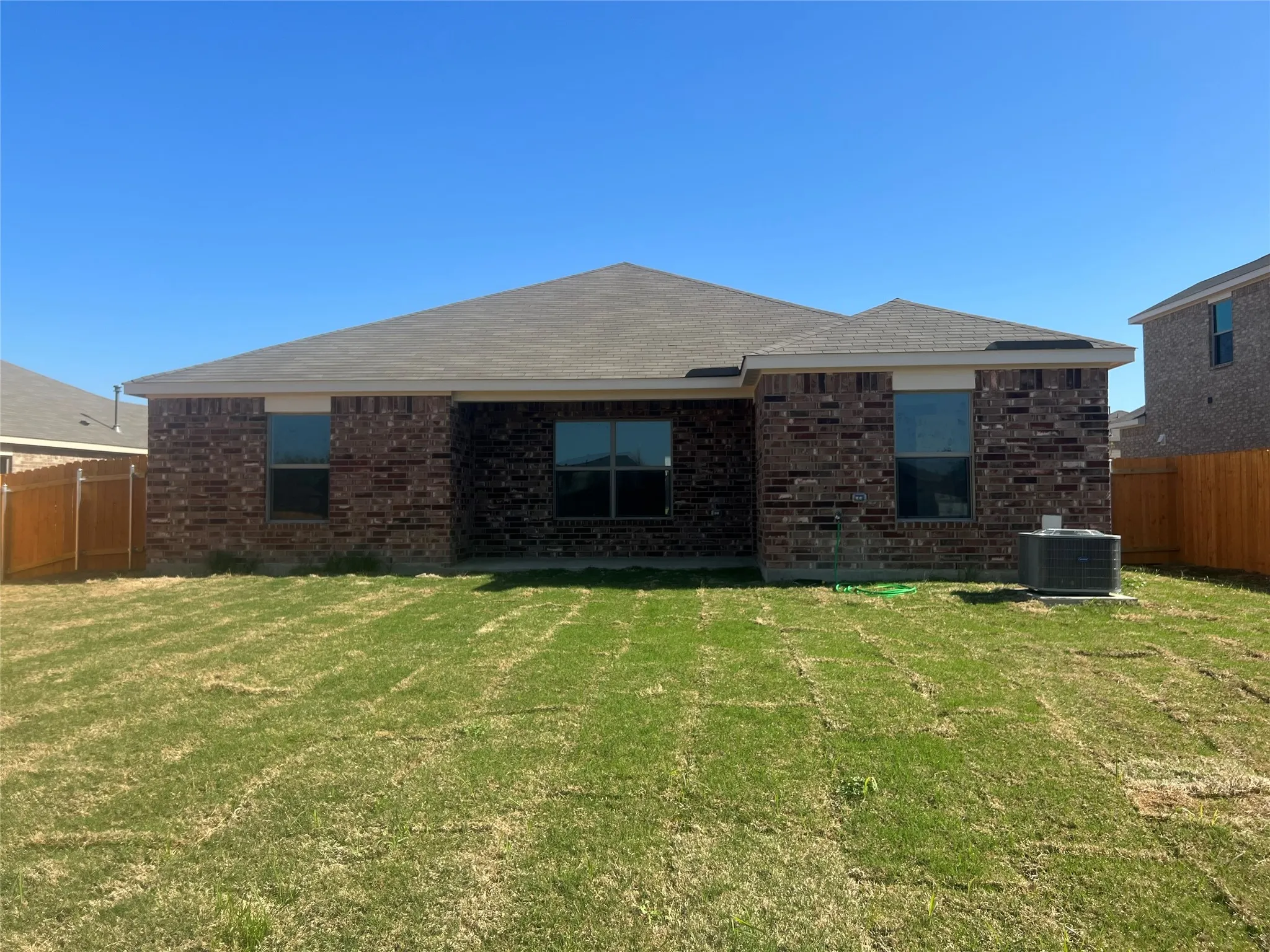 Single Family Residence For Rent in Kaufman County , 3005 Boran Drive, Forney, Texas 75126, 3 Bedroom, 2 Bathroom, 2 Garage spaces, 1,643 Sqft, built in 2021, mls#21346222, Real Estate Agent in Forney, Homes For Rent in Kaufman county, Homes For Rent in Forney, Realtor in Forney Texas, Real Estate Brokerage Independent Realty Texas, Luminita Cordes Realtor