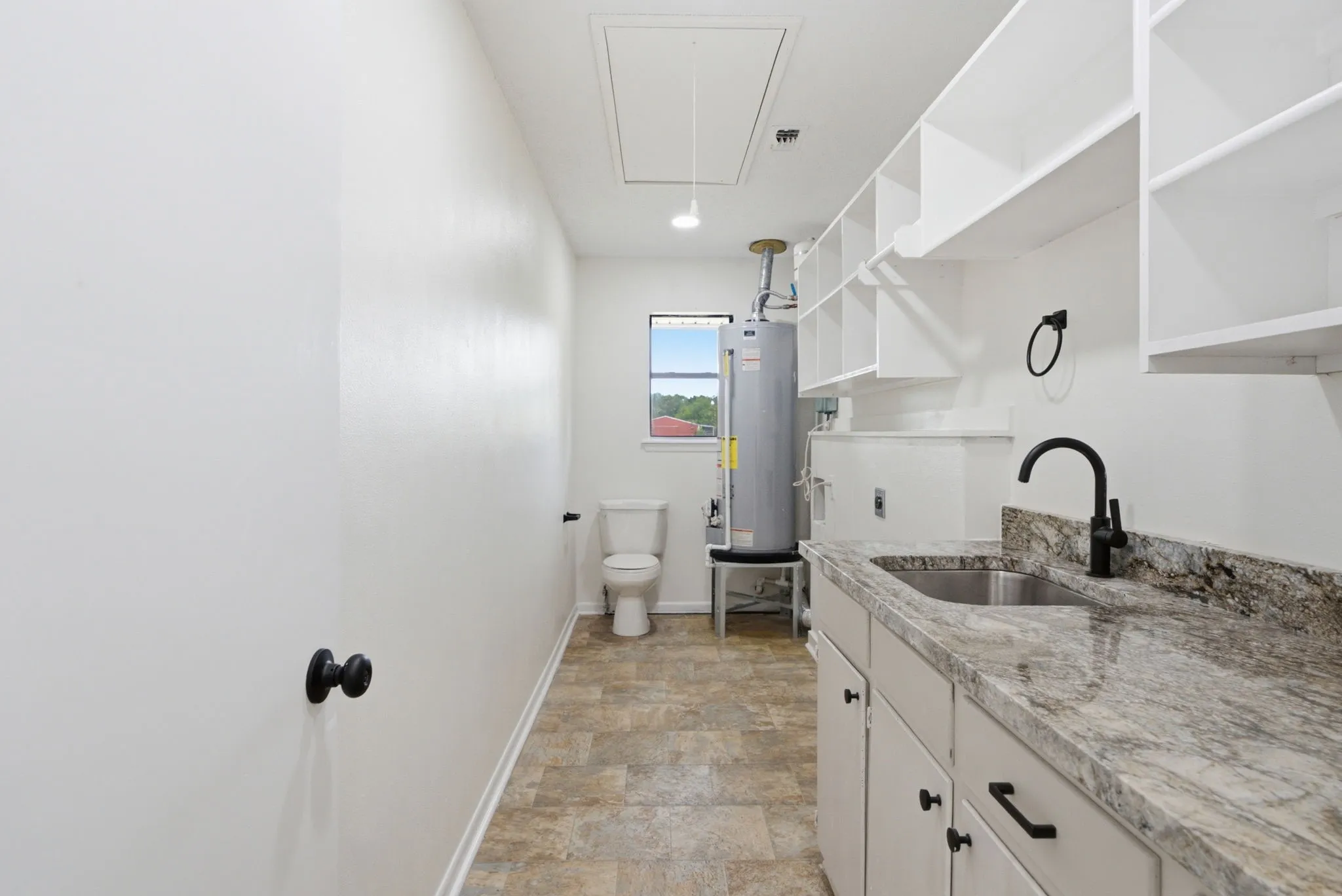 Farm For Sale in Houston County , 931 PR 5140, Grapeland, Texas 75844, 3 Bedroom, 3 Bathroom, Garage spaces, 2,025 Sqft, built in 1988, mls#21346137, Real Estate Agent in Grapeland, Homes For Sale in Houston county, Homes For Sale in Grapeland, Realtor in Grapeland Texas, Real Estate Brokerage Independent Realty Texas, Luminita Cordes Realtor