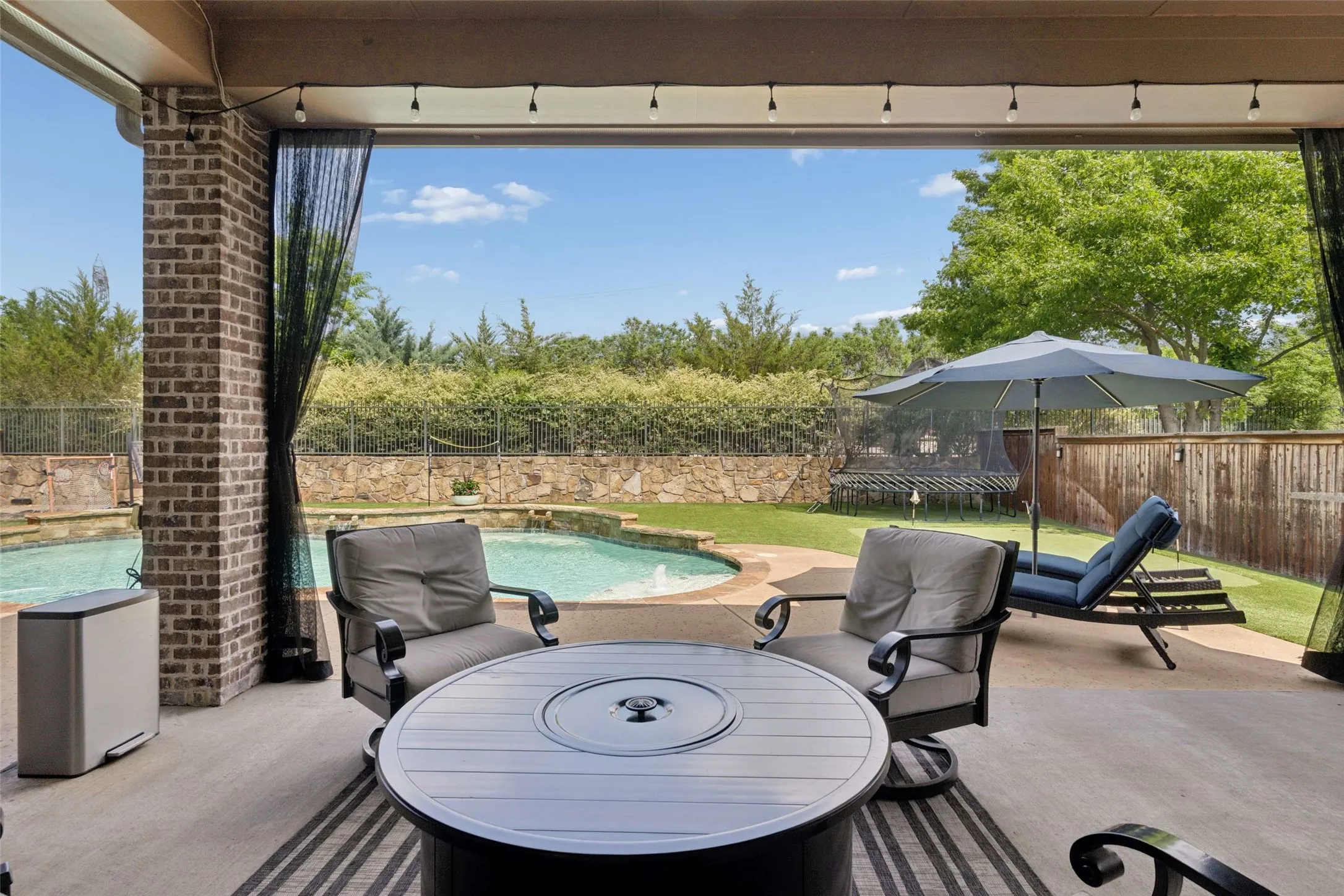 Single Family Residence For Sale in Collin County , 4261 Mesa Drive, Prosper, Texas 75078, 5 Bedroom, 4 Bathroom, 3 Garage spaces, 3,999 Sqft, built in 2014, mls#21346136, Real Estate Agent in Prosper, Homes For Sale in Collin county, Homes For Sale in Prosper, Realtor in Prosper Texas, Real Estate Brokerage Independent Realty Texas, Luminita Cordes Realtor