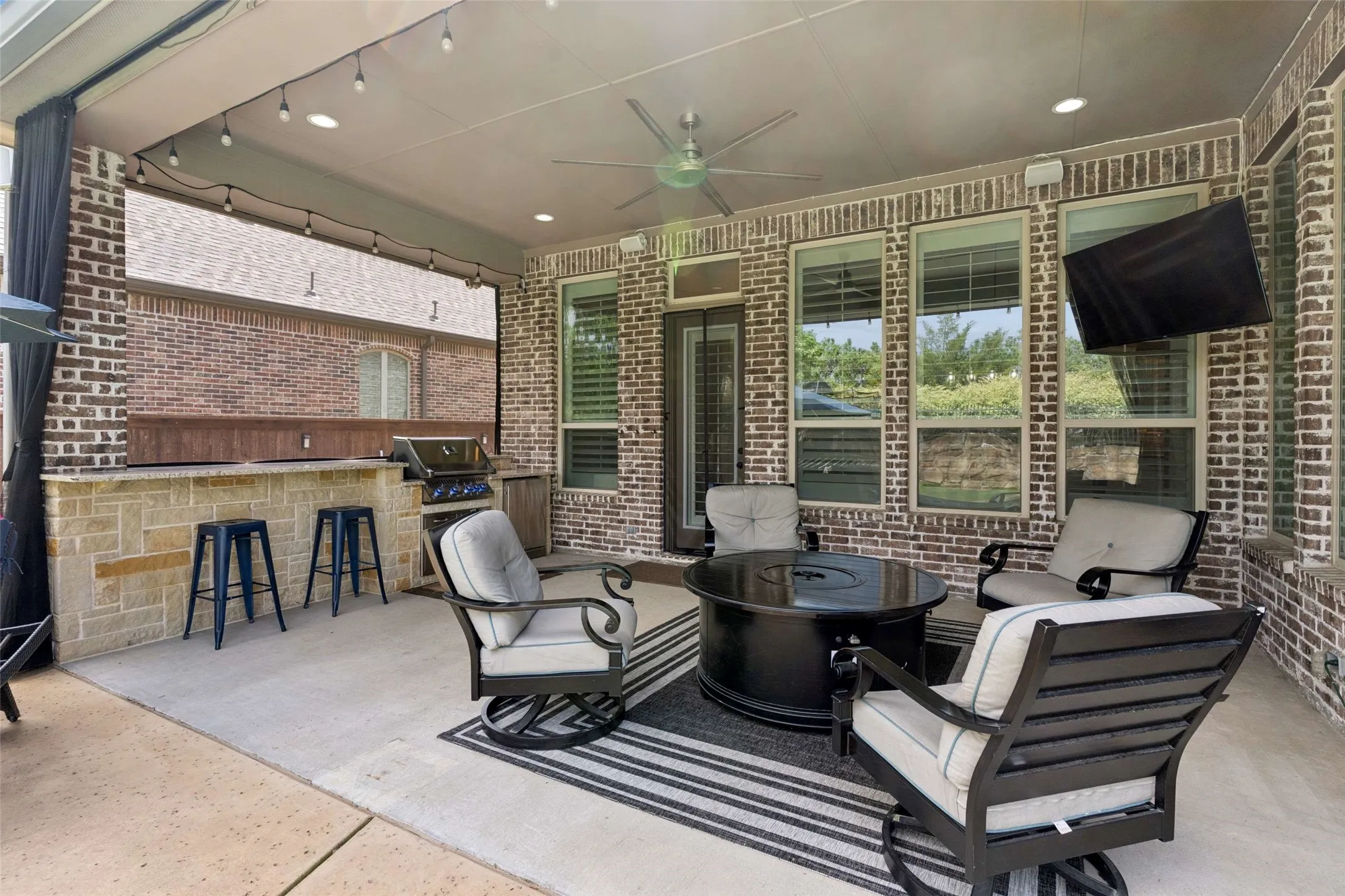 Single Family Residence For Sale in Collin County , 4261 Mesa Drive, Prosper, Texas 75078, 5 Bedroom, 4 Bathroom, 3 Garage spaces, 3,999 Sqft, built in 2014, mls#21346136, Real Estate Agent in Prosper, Homes For Sale in Collin county, Homes For Sale in Prosper, Realtor in Prosper Texas, Real Estate Brokerage Independent Realty Texas, Luminita Cordes Realtor