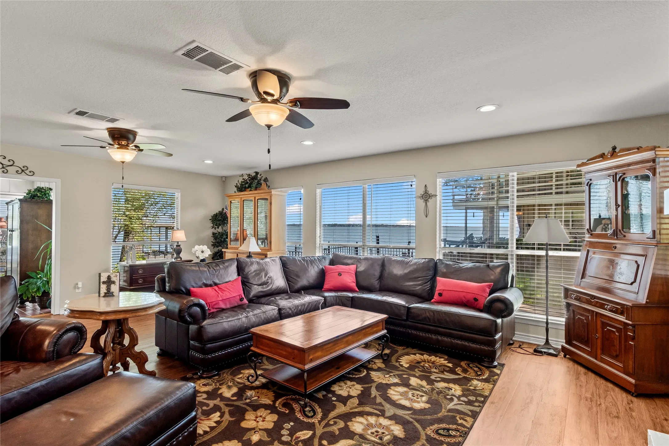 Spacious living room with beautiful lake views.