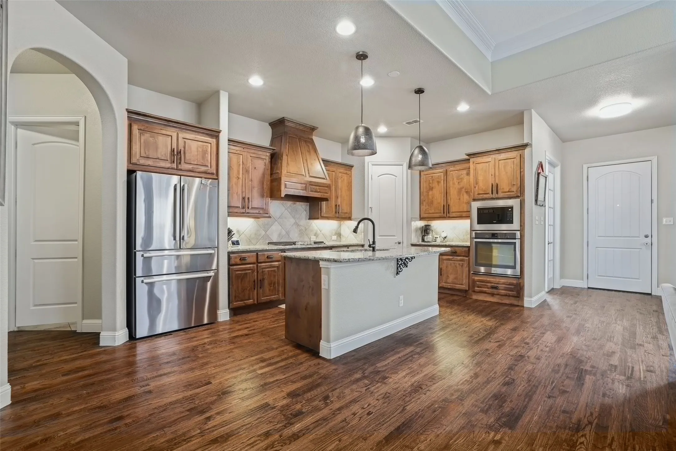 Single Family Residence For Sale in Denton County , 4908 Brookside Drive, Denton, Texas 76226, 3 Bedroom, 2 Bathroom, 2 Garage spaces, 2,028 Sqft, built in 2016, mls#21346197, Real Estate Agent in Denton, Homes For Sale in Denton county, Homes For Sale in Denton, Realtor in Denton Texas, Real Estate Brokerage Independent Realty Texas, Luminita Cordes Realtor