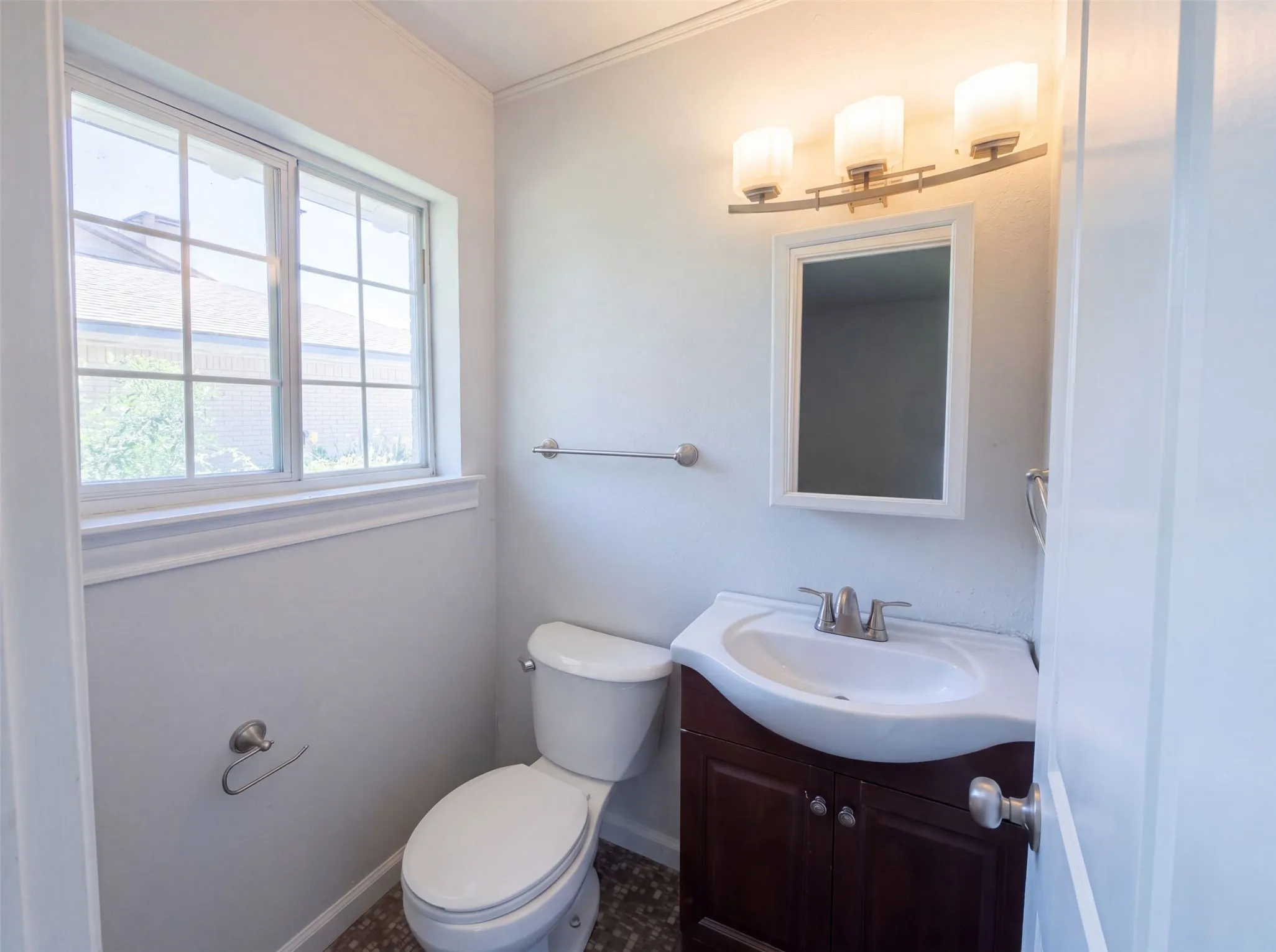 Single Family Residence For Sale in Dallas County , 2415 Barnes Bridge Road, Dallas, Texas 75228, 3 Bedroom, 2 Bathroom, Garage spaces, 1,808 Sqft, built in 1953, mls#21346250, Real Estate Agent in Dallas, Homes For Sale in Dallas county, Homes For Sale in Dallas, Realtor in Dallas Texas, Real Estate Brokerage Independent Realty Texas, Luminita Cordes Realtor