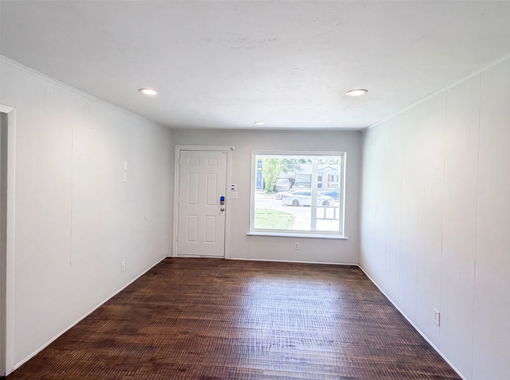 Single Family Residence For Sale in Dallas County , 2415 Barnes Bridge Road, Dallas, Texas 75228, 3 Bedroom, 2 Bathroom, Garage spaces, 1,808 Sqft, built in 1953, mls#21346250, Real Estate Agent in Dallas, Homes For Sale in Dallas county, Homes For Sale in Dallas, Realtor in Dallas Texas, Real Estate Brokerage Independent Realty Texas, Luminita Cordes Realtor