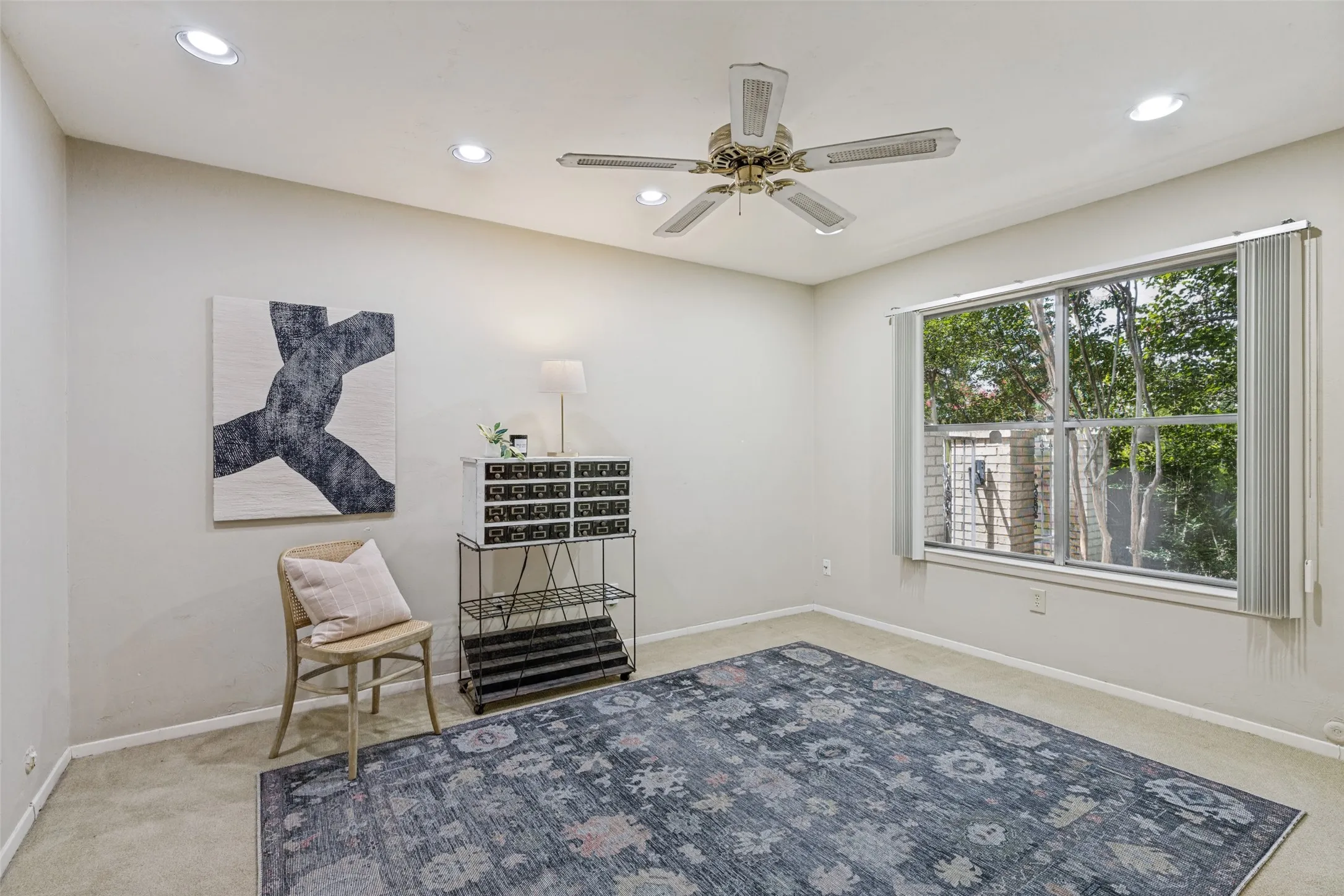 Single Family Residence For Sale in Tarrant County , 6 Crosslands Road, Benbrook, Texas 76132, 4 Bedroom, 3 Bathroom, 2 Garage spaces, 3,134 Sqft, built in 1974, mls#21343827, Real Estate Agent in Benbrook, Homes For Sale in Tarrant county, Homes For Sale in Benbrook, Realtor in Benbrook Texas, Real Estate Brokerage Independent Realty Texas, Luminita Cordes Realtor