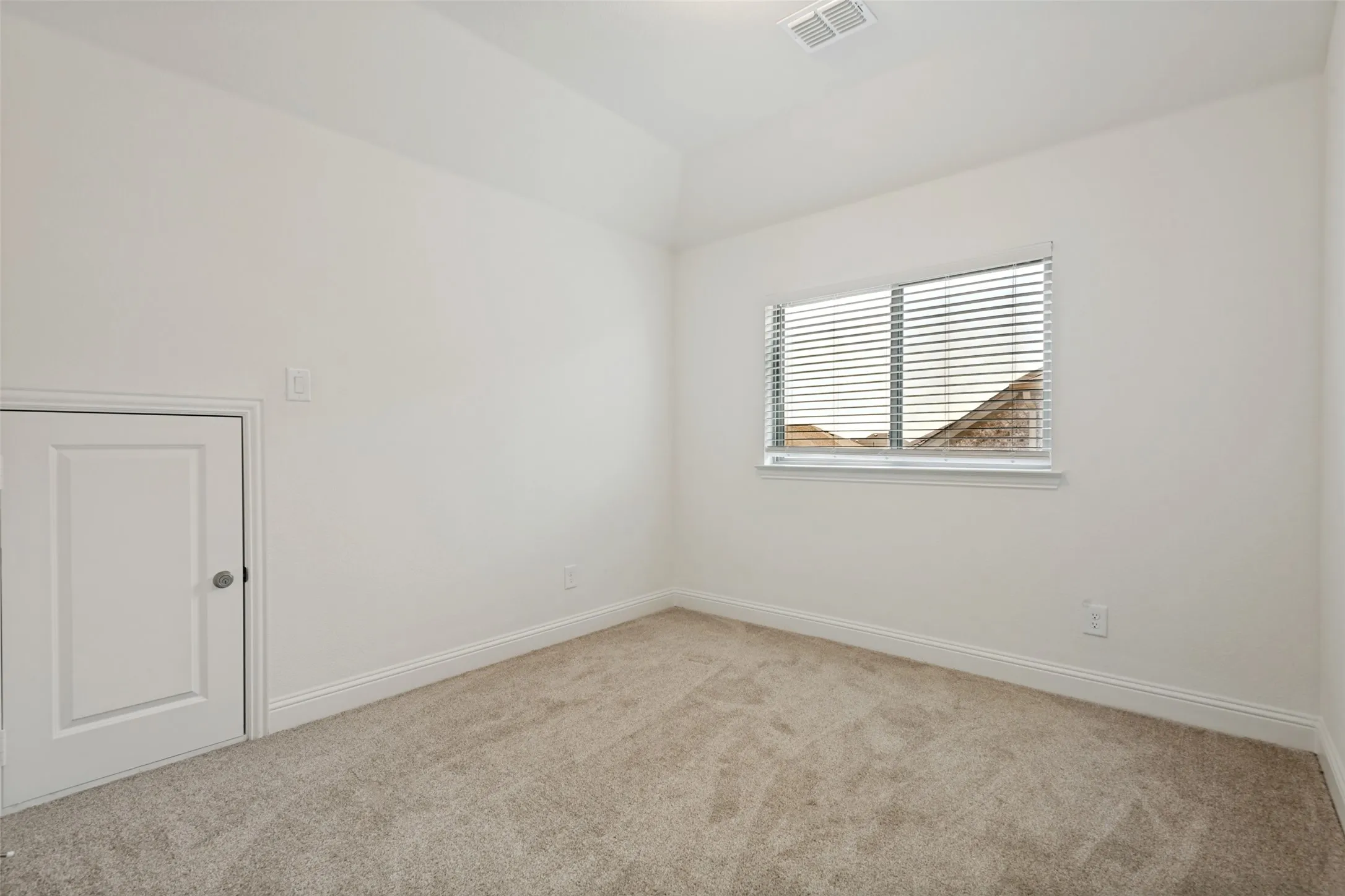 Single Family Residence For Sale in Kaufman County , 3906 Belleview Place, Crandall, Texas 75114, 4 Bedroom, 3 Bathroom, 2 Garage spaces, 2,272 Sqft, built in 2024, mls#21346251, Real Estate Agent in Crandall, Homes For Sale in Kaufman county, Homes For Sale in Crandall, Realtor in Crandall Texas, Real Estate Brokerage Independent Realty Texas, Luminita Cordes Realtor