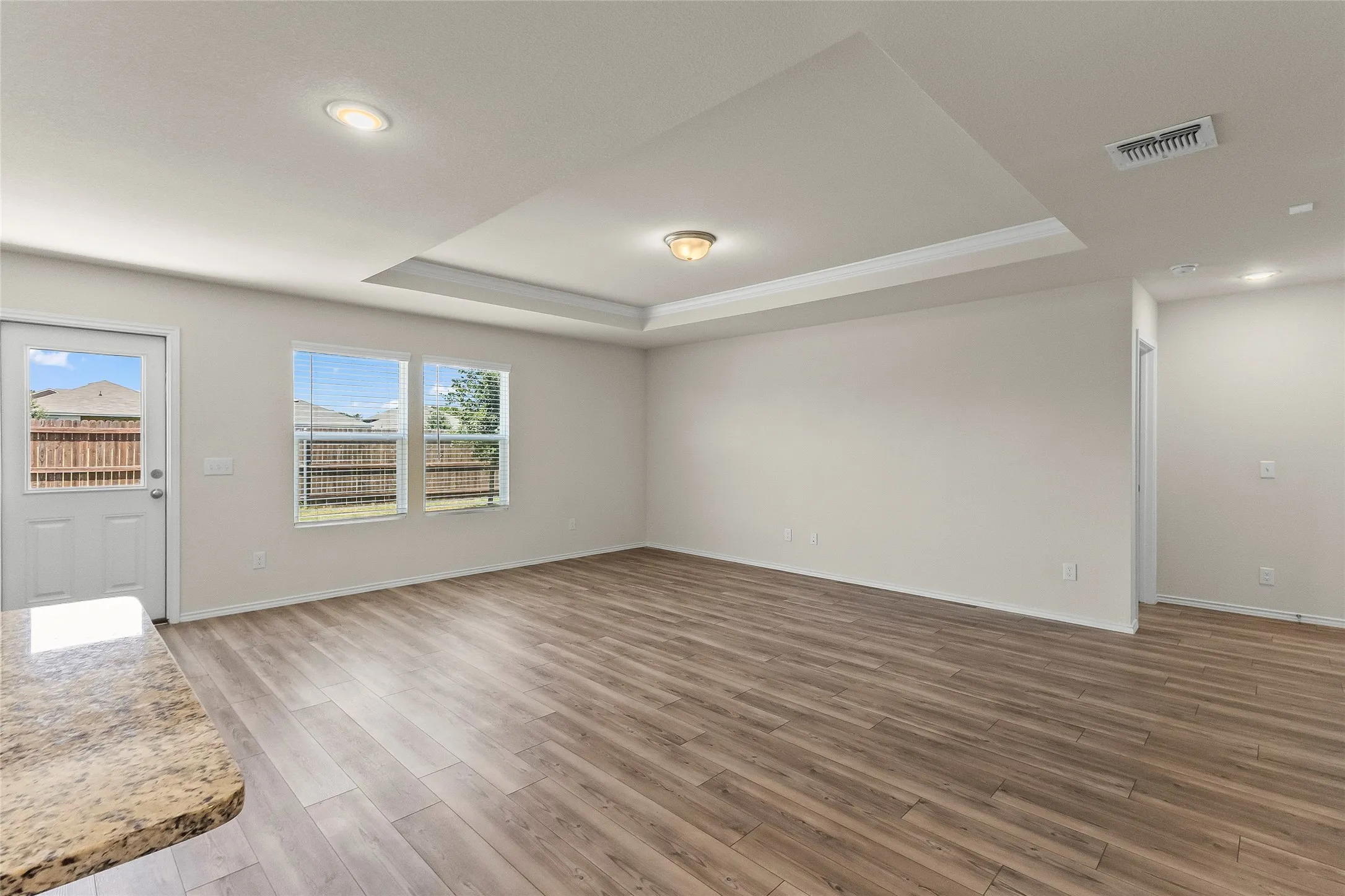 Single Family Residence For Sale in Tarrant County , 4652 Benham Drive, Fort Worth, Texas 76036, 3 Bedroom, 2 Bathroom, 2 Garage spaces, 1,621 Sqft, built in 2022, mls#21346254, Real Estate Agent in Fort Worth, Homes For Sale in Tarrant county, Homes For Sale in Fort Worth, Realtor in Fort Worth Texas, Real Estate Brokerage Independent Realty Texas, Luminita Cordes Realtor