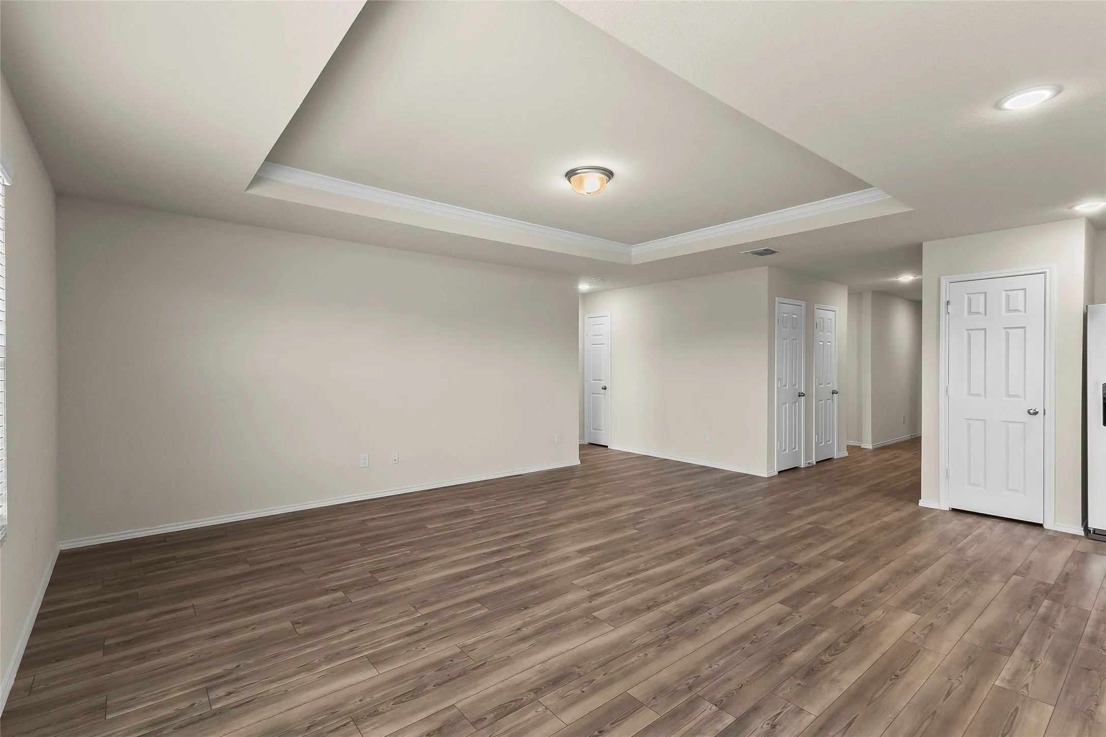 Single Family Residence For Sale in Tarrant County , 4652 Benham Drive, Fort Worth, Texas 76036, 3 Bedroom, 2 Bathroom, 2 Garage spaces, 1,621 Sqft, built in 2022, mls#21346254, Real Estate Agent in Fort Worth, Homes For Sale in Tarrant county, Homes For Sale in Fort Worth, Realtor in Fort Worth Texas, Real Estate Brokerage Independent Realty Texas, Luminita Cordes Realtor
