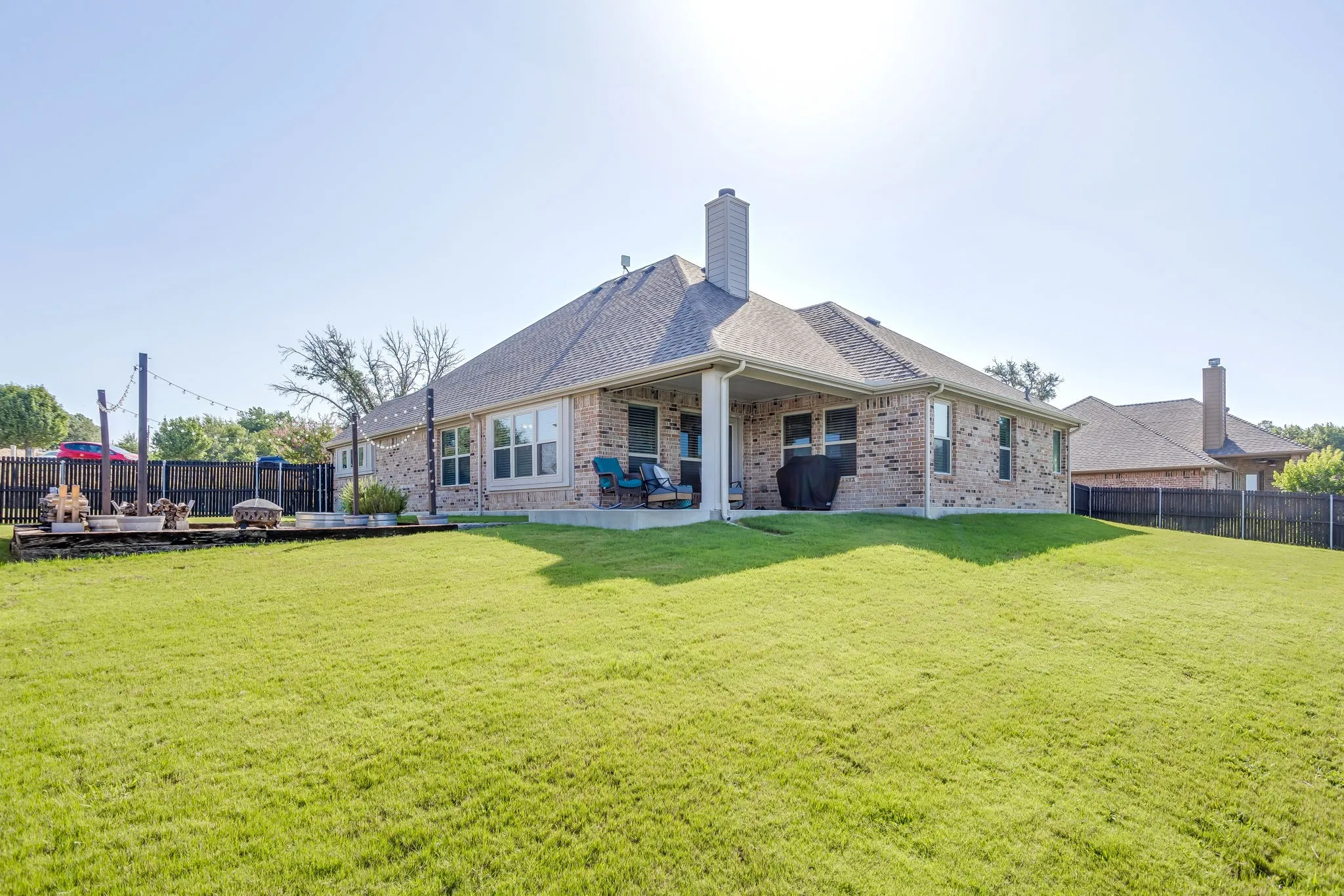 Single Family Residence For Sale in Parker County , 106 Hannah Court, Weatherford, Texas 76085, 4 Bedroom, 2 Bathroom, 2 Garage spaces, 1,879 Sqft, built in 2016, mls#21344035, Real Estate Agent in Weatherford, Homes For Sale in Parker county, Homes For Sale in Weatherford, Realtor in Weatherford Texas, Real Estate Brokerage Independent Realty Texas, Luminita Cordes Realtor