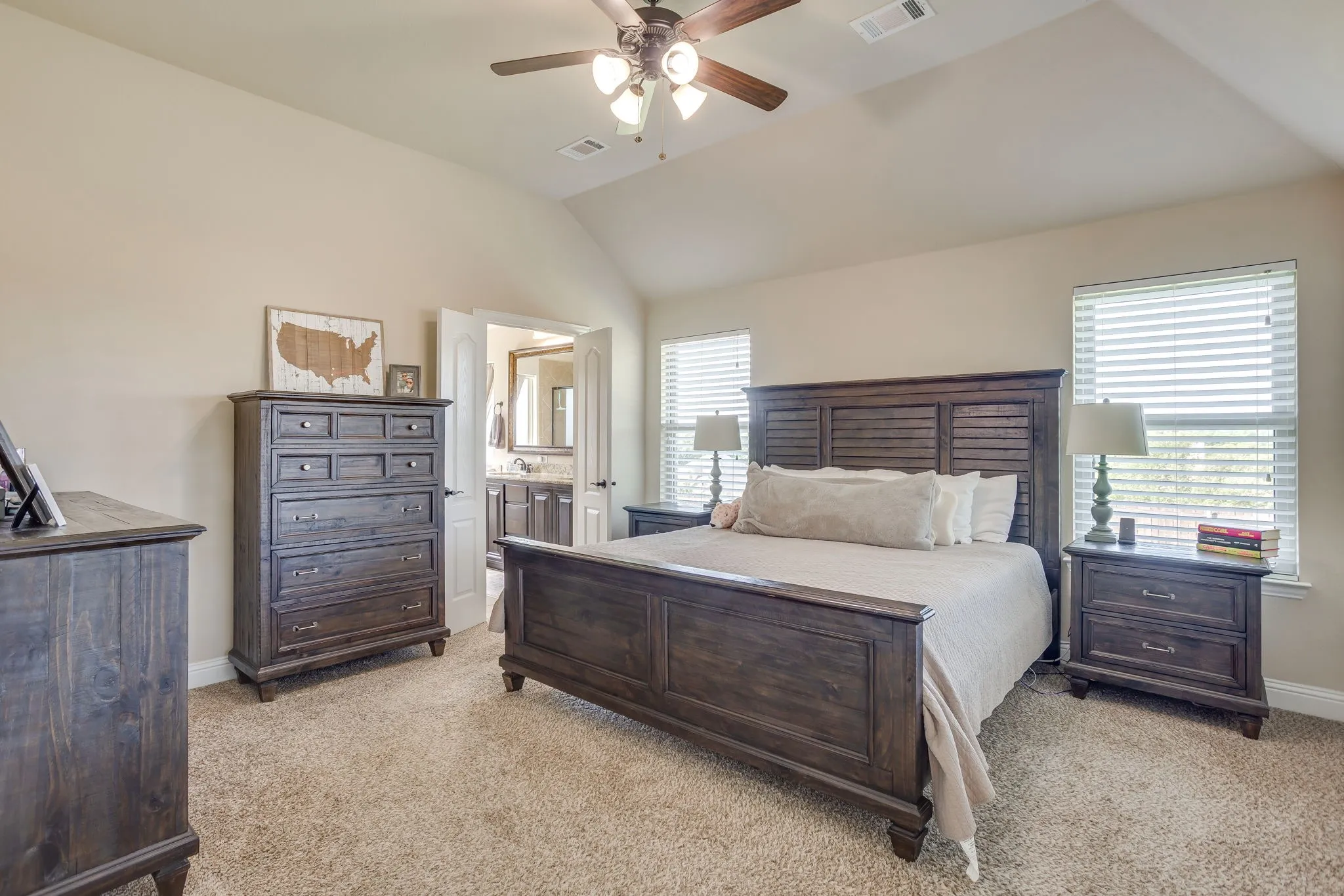 Single Family Residence For Sale in Parker County , 106 Hannah Court, Weatherford, Texas 76085, 4 Bedroom, 2 Bathroom, 2 Garage spaces, 1,879 Sqft, built in 2016, mls#21344035, Real Estate Agent in Weatherford, Homes For Sale in Parker county, Homes For Sale in Weatherford, Realtor in Weatherford Texas, Real Estate Brokerage Independent Realty Texas, Luminita Cordes Realtor