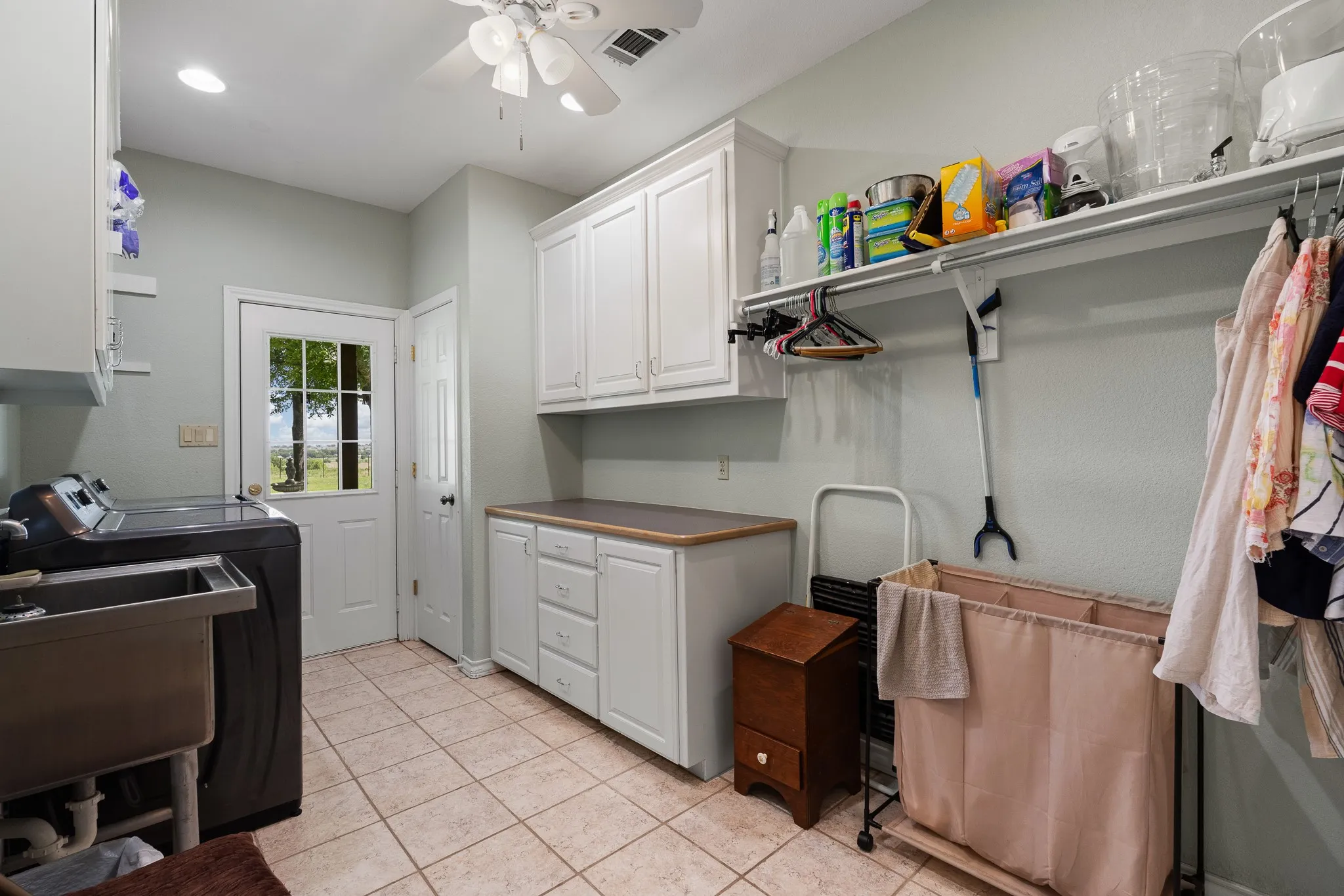 Single Family Residence For Sale in Johnson County , 8648 County Road 1128, Godley, Texas 76044, 3 Bedroom, 2 Bathroom, 2 Garage spaces, 3,268 Sqft, built in 2001, mls#21345066, Real Estate Agent in Godley, Homes For Sale in Johnson county, Homes For Sale in Godley, Realtor in Godley Texas, Real Estate Brokerage Independent Realty Texas, Luminita Cordes Realtor