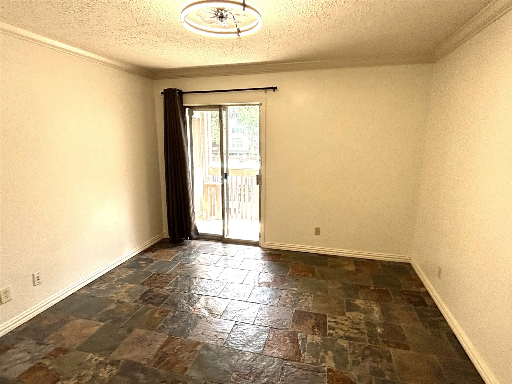 Condominium For Rent in Dallas County , 4859 Cedar Springs Road 255, Dallas, Texas 75219, 1 Bedroom, 1 Bathroom, Garage spaces, 665 Sqft, built in 1970, mls#21346272, Real Estate Agent in Dallas, Homes For Rent in Dallas county, Homes For Rent in Dallas, Realtor in Dallas Texas, Real Estate Brokerage Independent Realty Texas, Luminita Cordes Realtor