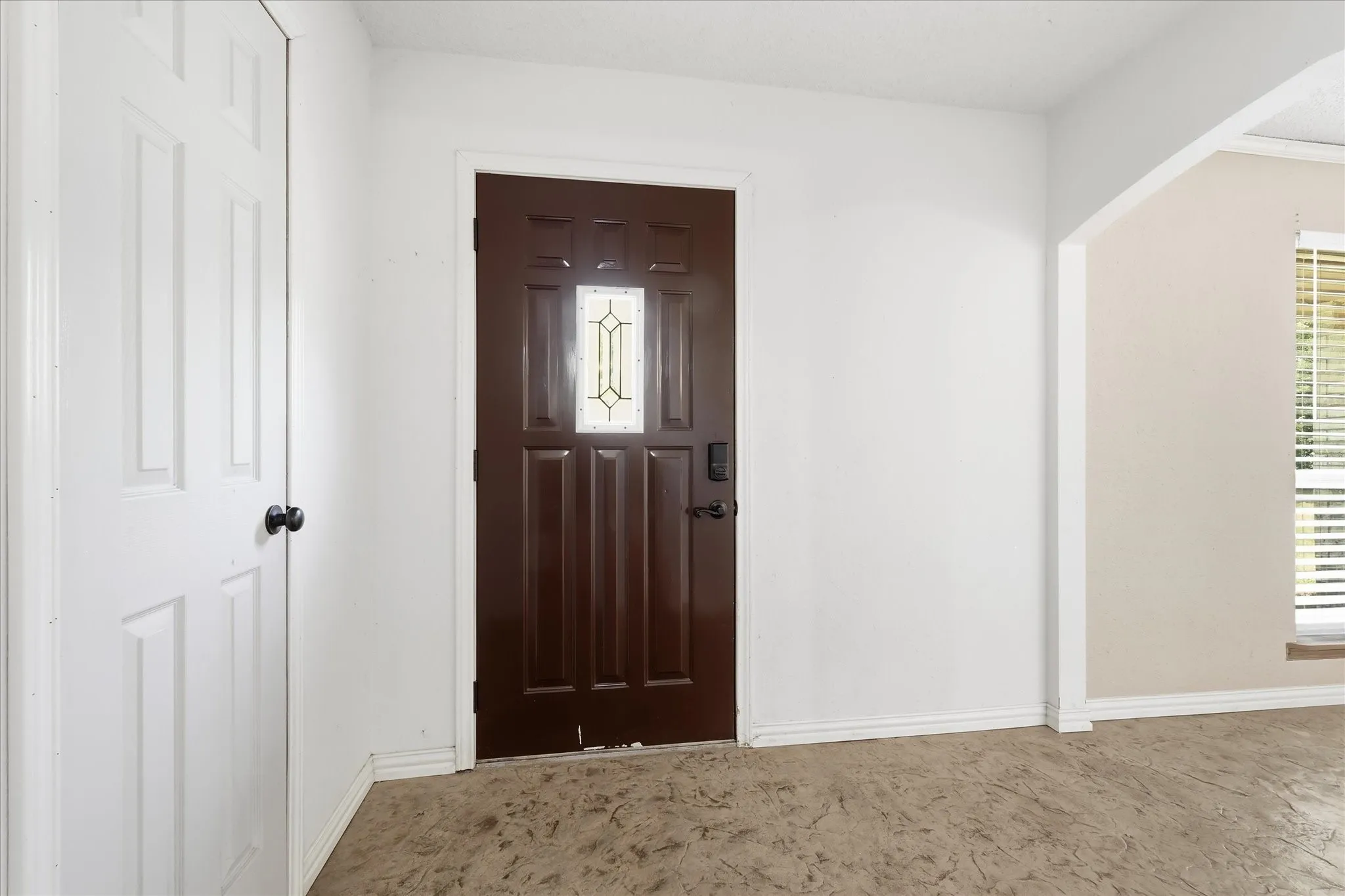 Single Family Residence For Sale in Denton County , 8766 Webb Road, Ponder, Texas 76259, 4 Bedroom, 3 Bathroom, 2 Garage spaces, 2,372 Sqft, built in 1984, mls#21346273, Real Estate Agent in Ponder, Homes For Sale in Denton county, Homes For Sale in Ponder, Realtor in Ponder Texas, Real Estate Brokerage Independent Realty Texas, Luminita Cordes Realtor