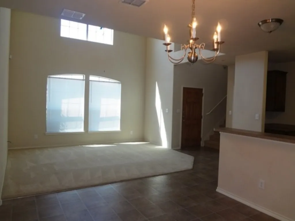 Townhouse For Rent in Denton County , 5405 Soledad Drive, Denton, Texas 76208, 3 Bedrooms, 3 Bathrooms, 2 Garage spaces, 1,672 Sqft, built in 2007, Price $1,900, mls#21346274, Real Estate Agent in Denton, Homes For Rent in Denton county, Homes For Rent in Denton, Realtor in Denton Texas, Real Estate Brokerage Independent Realty Texas, Luminita Cordes Realtor
