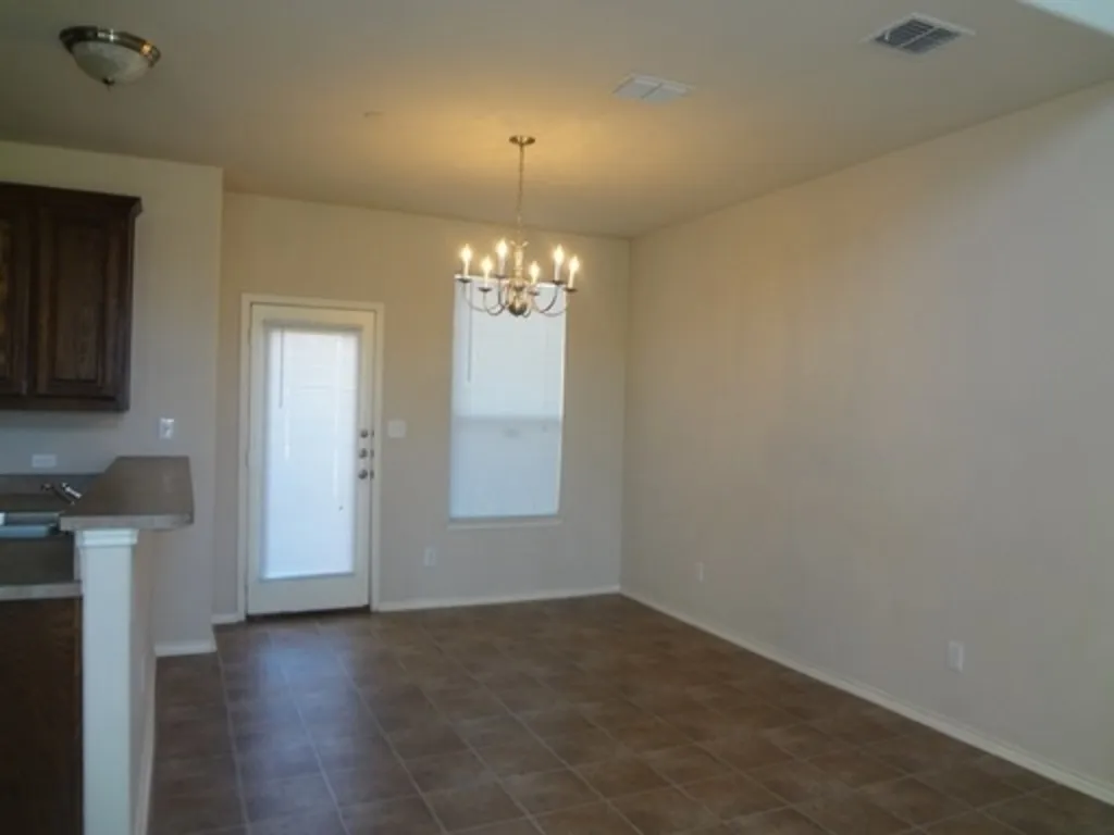 Townhouse For Rent in Denton County , 5405 Soledad Drive, Denton, Texas 76208, 3 Bedrooms, 3 Bathrooms, 2 Garage spaces, 1,672 Sqft, built in 2007, Price $1,900, mls#21346274, Real Estate Agent in Denton, Homes For Rent in Denton county, Homes For Rent in Denton, Realtor in Denton Texas, Real Estate Brokerage Independent Realty Texas, Luminita Cordes Realtor