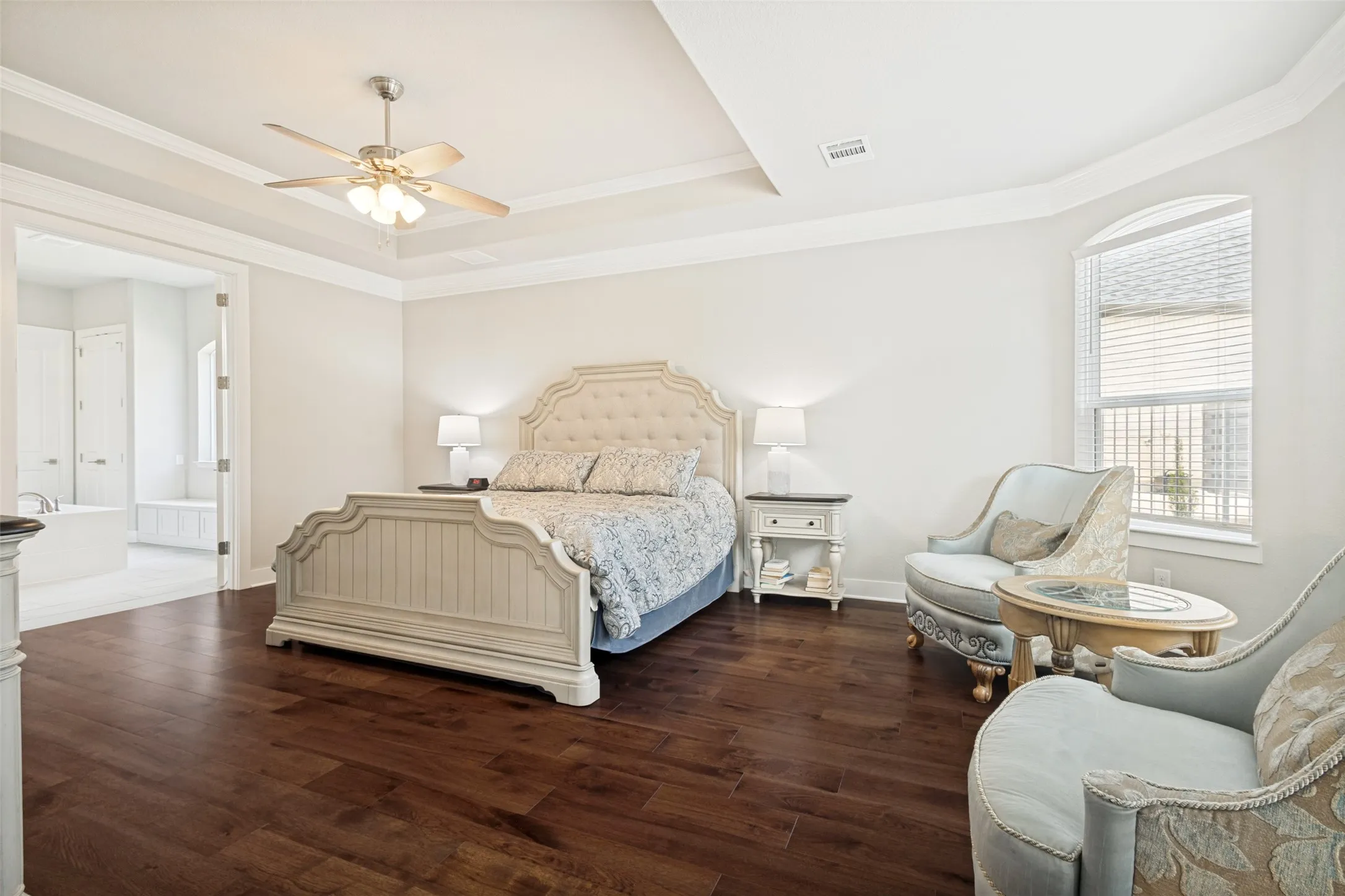 Single Family Residence For Sale in Denton County , 6704 Sorrento Lane, Flower Mound, Texas 75077, 4 Bedroom, 5 Bathroom, 3 Garage spaces, 4,656 Sqft, built in 2020, mls#21346277, Real Estate Agent in Flower Mound, Homes For Sale in Denton county, Homes For Sale in Flower Mound, Realtor in Flower Mound Texas, Real Estate Brokerage Independent Realty Texas, Luminita Cordes Realtor