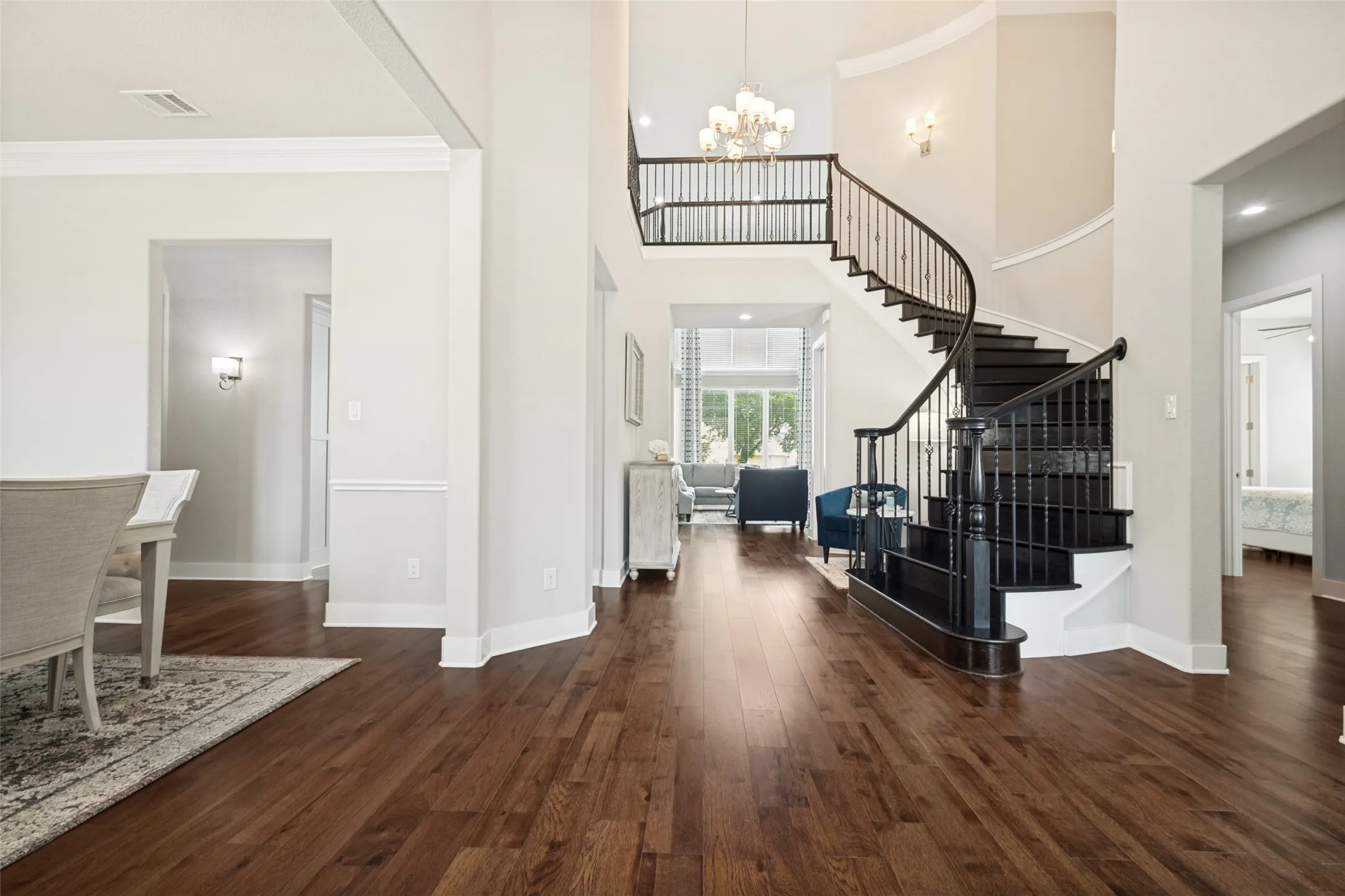 Single Family Residence For Sale in Denton County , 6704 Sorrento Lane, Flower Mound, Texas 75077, 4 Bedroom, 5 Bathroom, 3 Garage spaces, 4,656 Sqft, built in 2020, mls#21346277, Real Estate Agent in Flower Mound, Homes For Sale in Denton county, Homes For Sale in Flower Mound, Realtor in Flower Mound Texas, Real Estate Brokerage Independent Realty Texas, Luminita Cordes Realtor