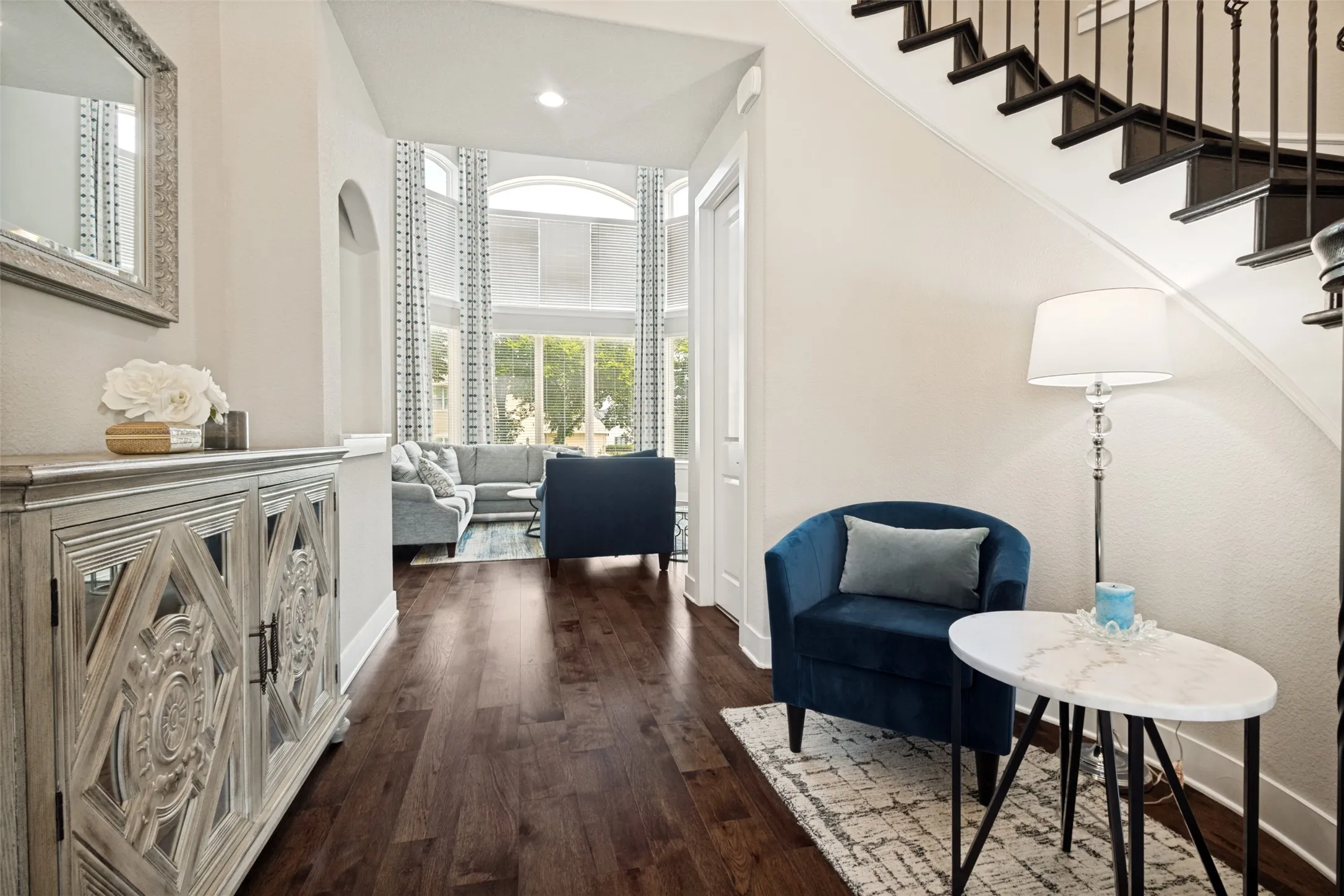 Single Family Residence For Sale in Denton County , 6704 Sorrento Lane, Flower Mound, Texas 75077, 4 Bedroom, 5 Bathroom, 3 Garage spaces, 4,656 Sqft, built in 2020, mls#21346277, Real Estate Agent in Flower Mound, Homes For Sale in Denton county, Homes For Sale in Flower Mound, Realtor in Flower Mound Texas, Real Estate Brokerage Independent Realty Texas, Luminita Cordes Realtor